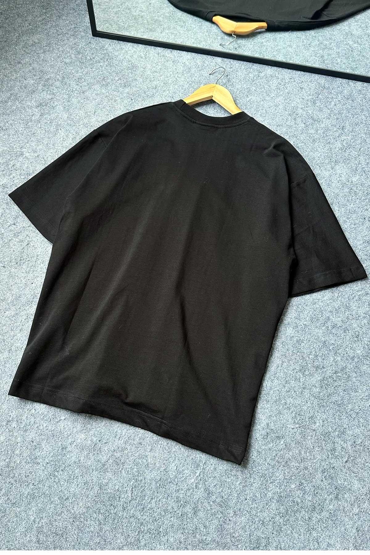 Siyah Yazılı Oversize T-Shirt