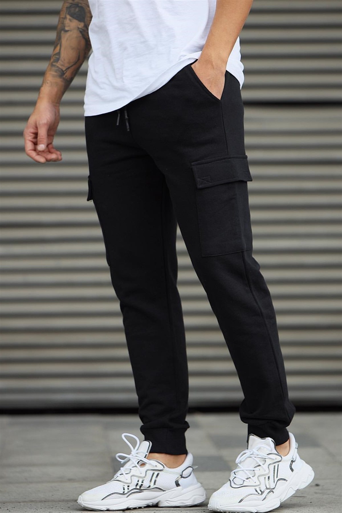 Yandan Cepli Jogger Siyah