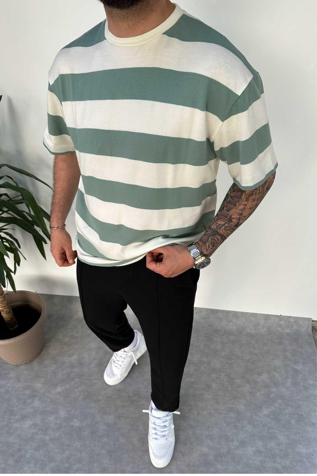 Yeşil Beyaz Triko Kumaş Oversize T-Shirt