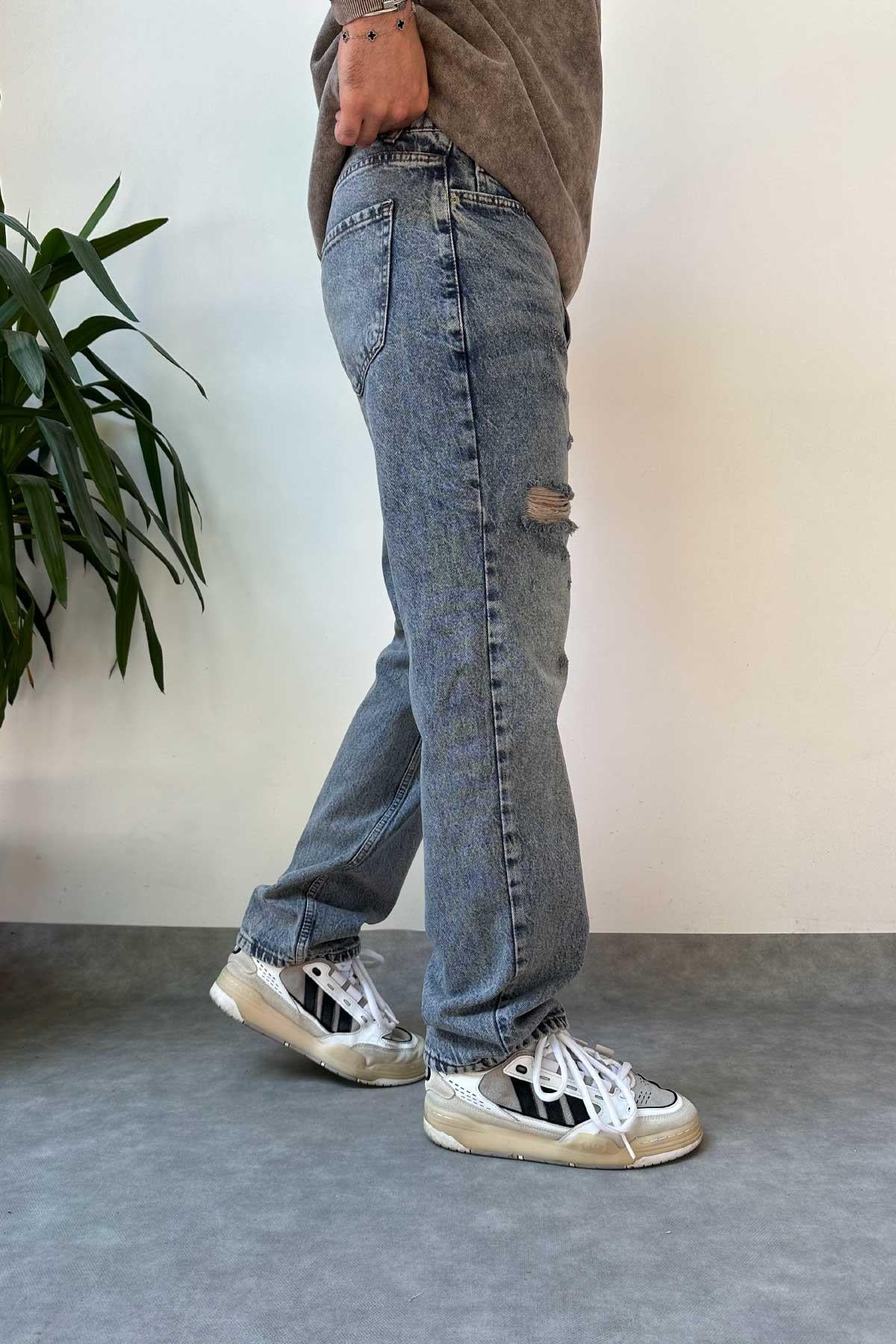 Yıkamalı Yırtık Detaylı Baggy Jean