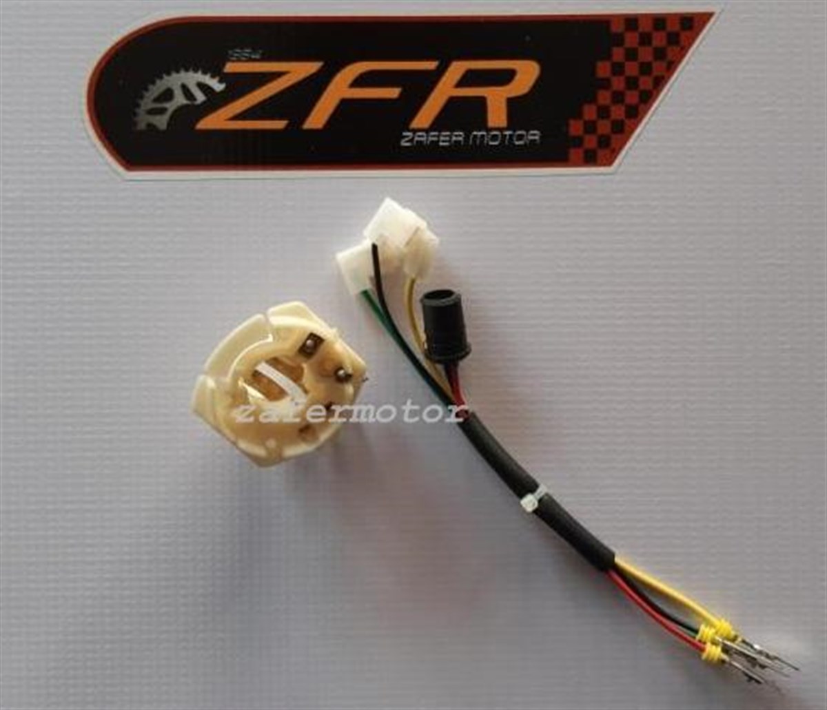MarkasızAydınlatma ÜrünleriYAMAHA YBR125 FAR DUYU 2006-2008 OEM+ CEV (YUVARLAK FAR İÇİN)
