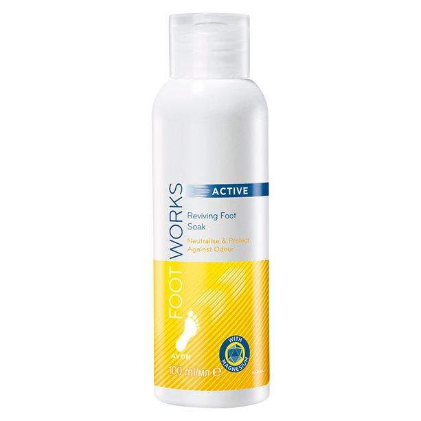Avon Footworks Canlandırıcı Ayak Banyosu 100ml