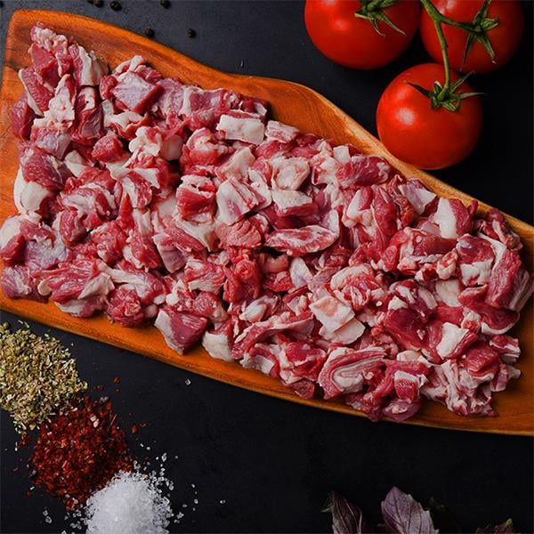 Kuzu Kemikli Et (Doğranmış)