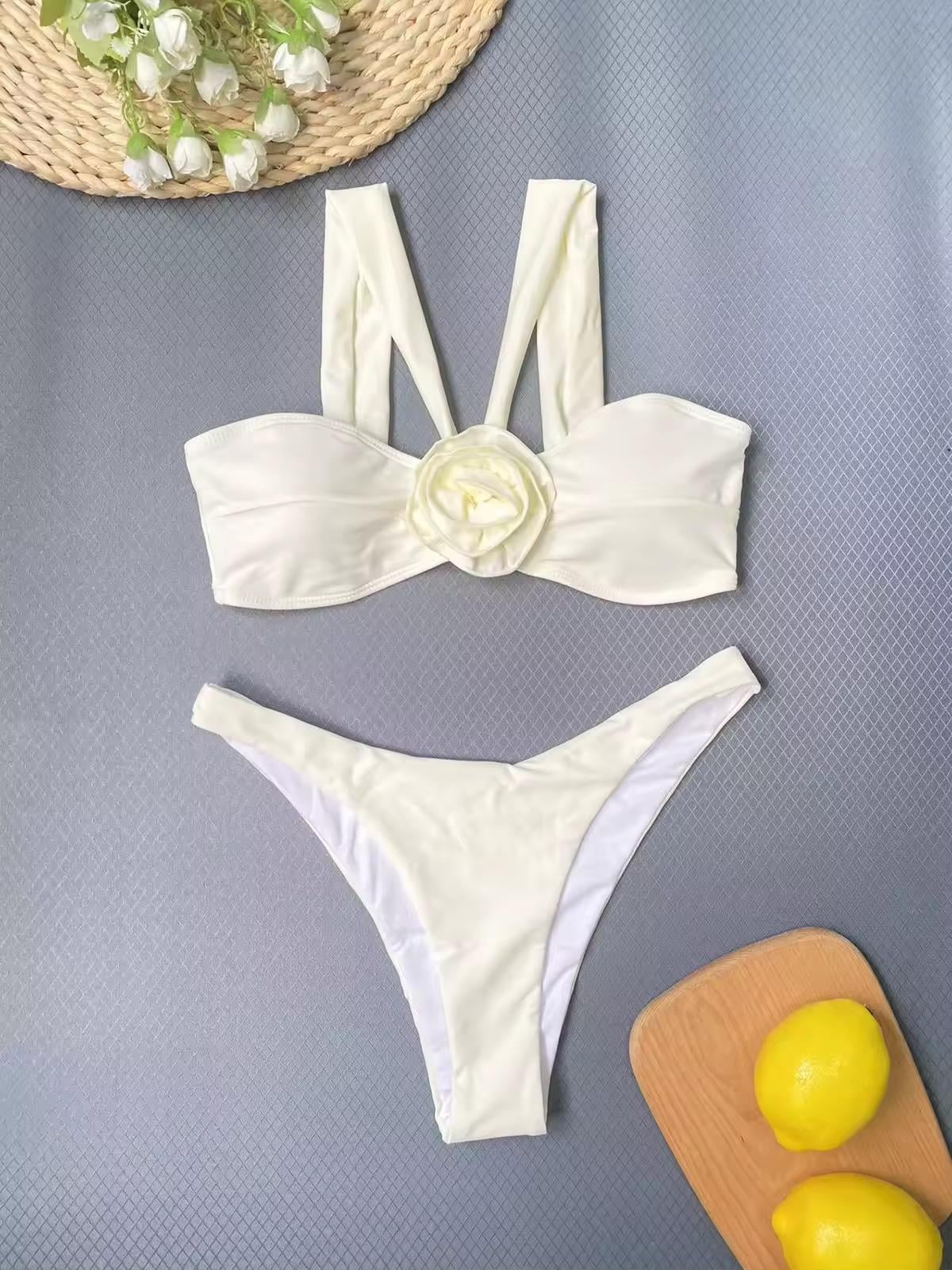 Krem Gül Detaylı 3Lü Bikini Takımı