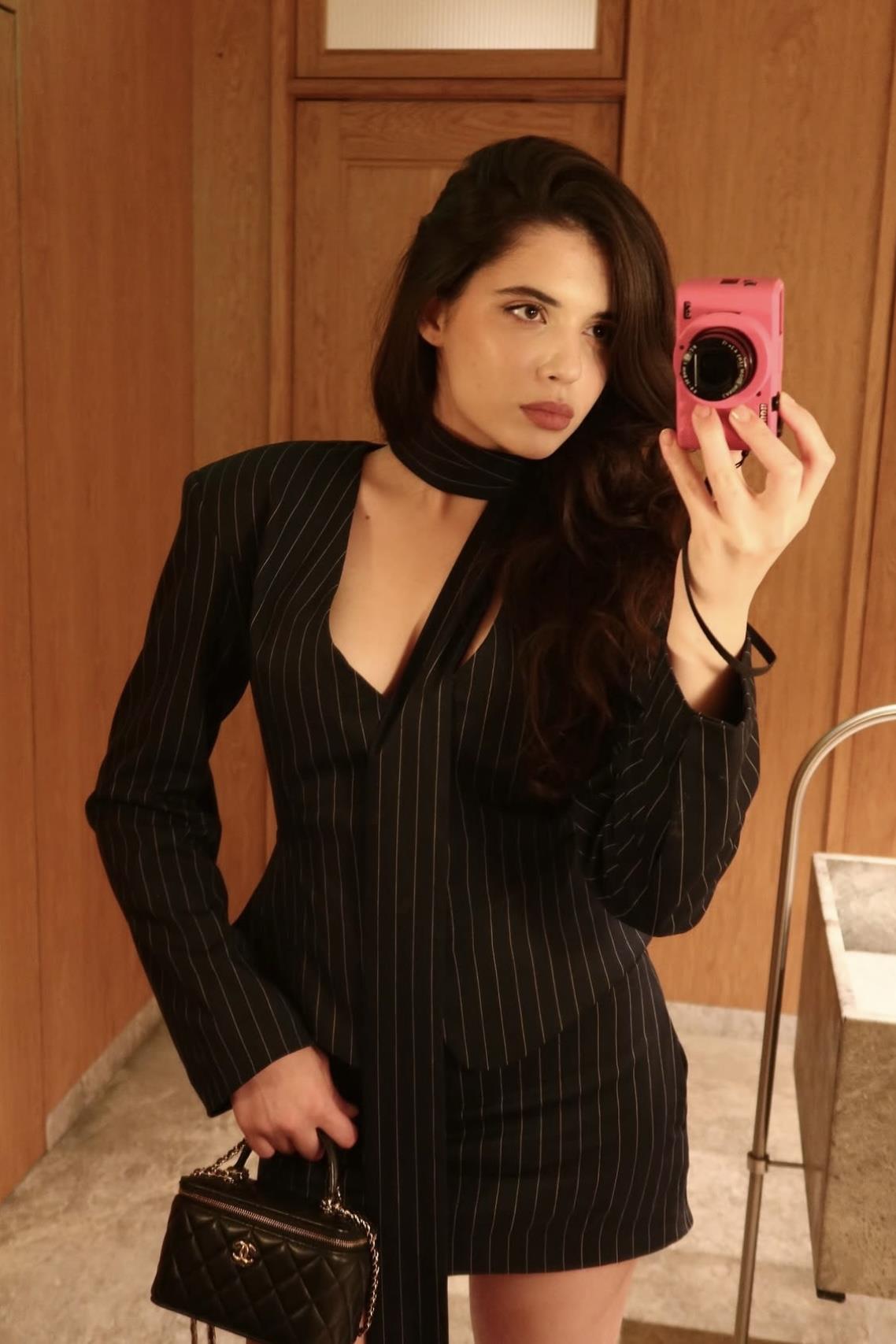 Çizgili Belden Oturan Blazer & Mini Etek Takım