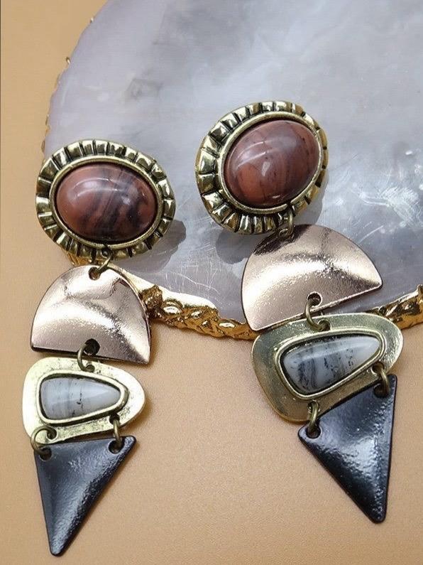 Etnik Sallantılı Oval Küpe