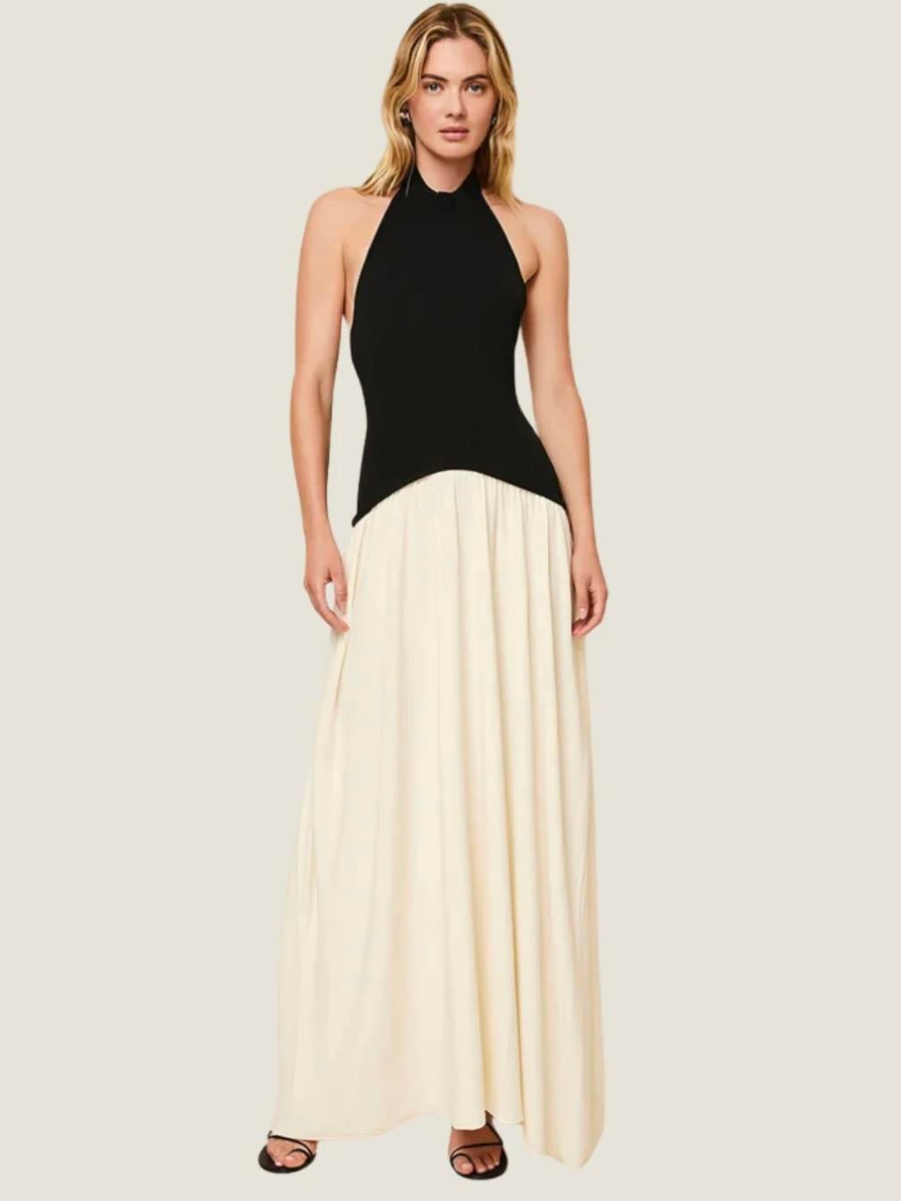 Halter Yaka Volan Etekli Elbise