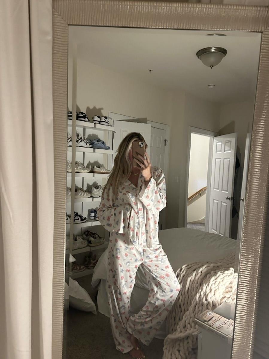 Meyve Desenli Uzun Kollu Beyaz Pijama Takımı