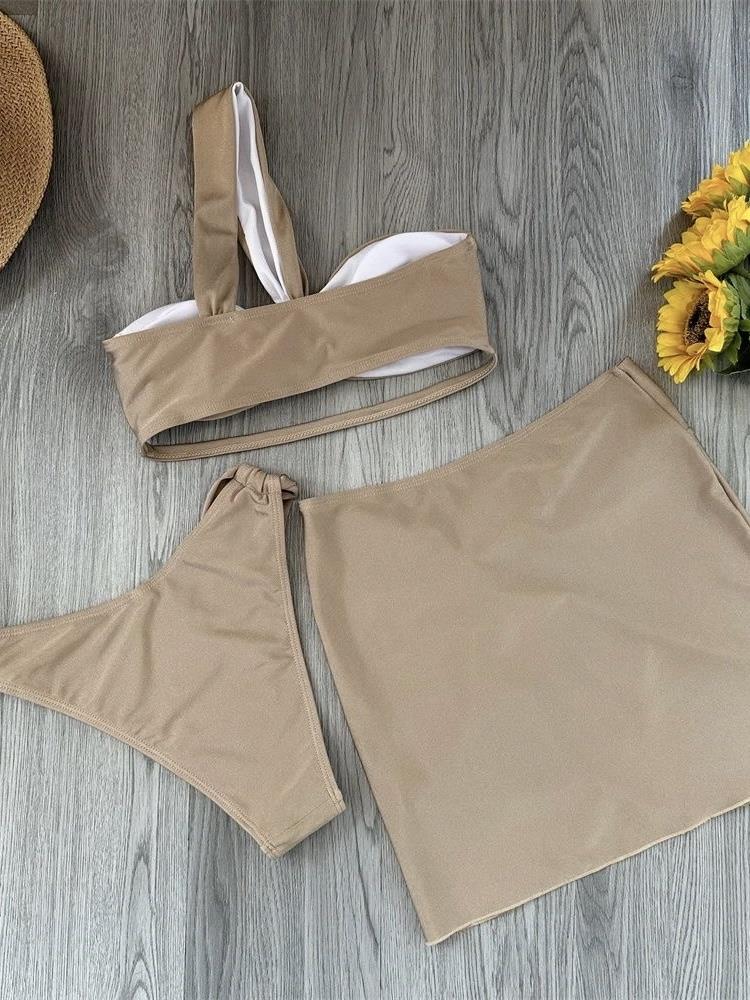 Nude Üç Parçalı Bikini Takımı