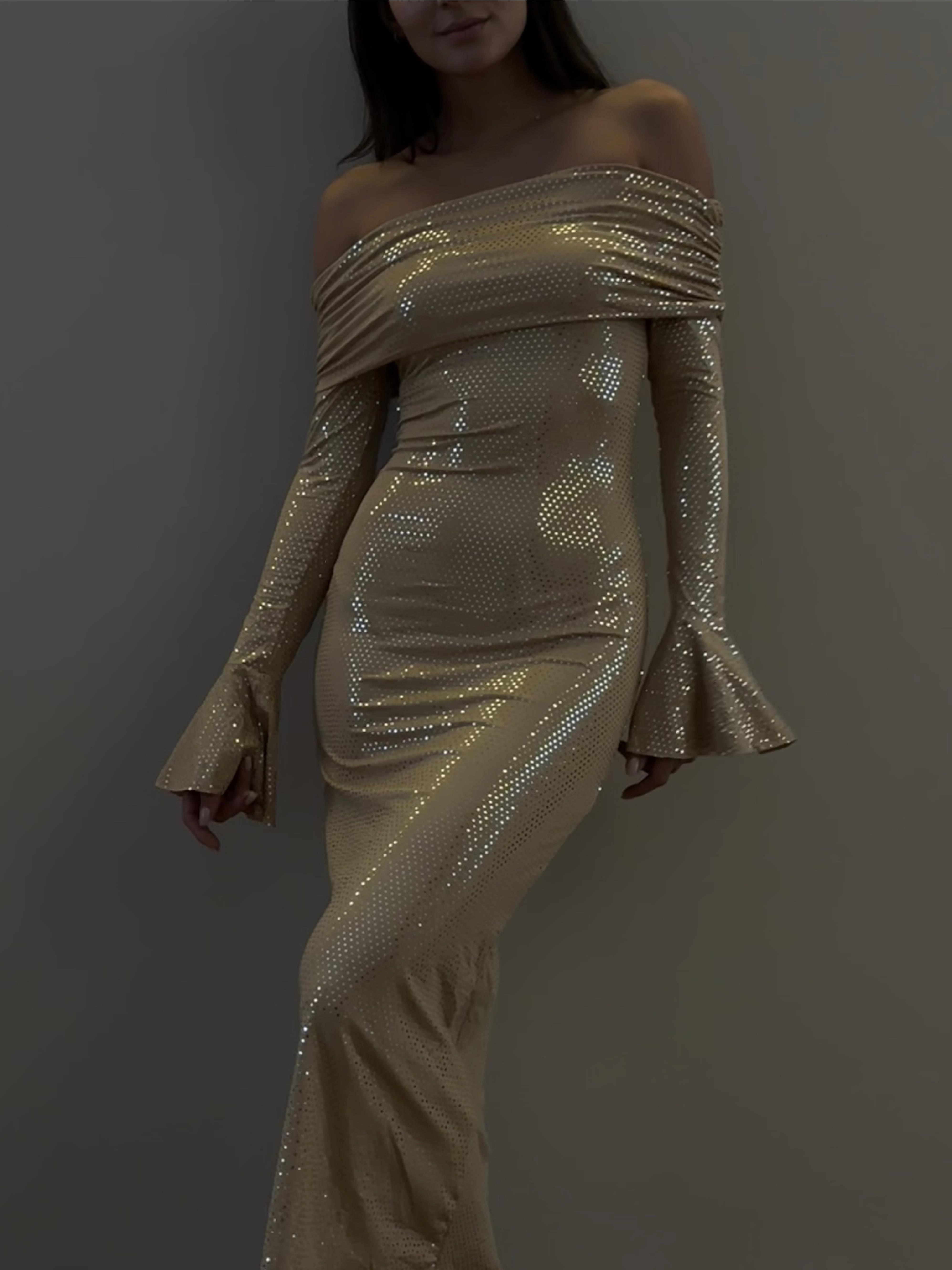 Parlak Omuz Dekolteli Elbise - Nude