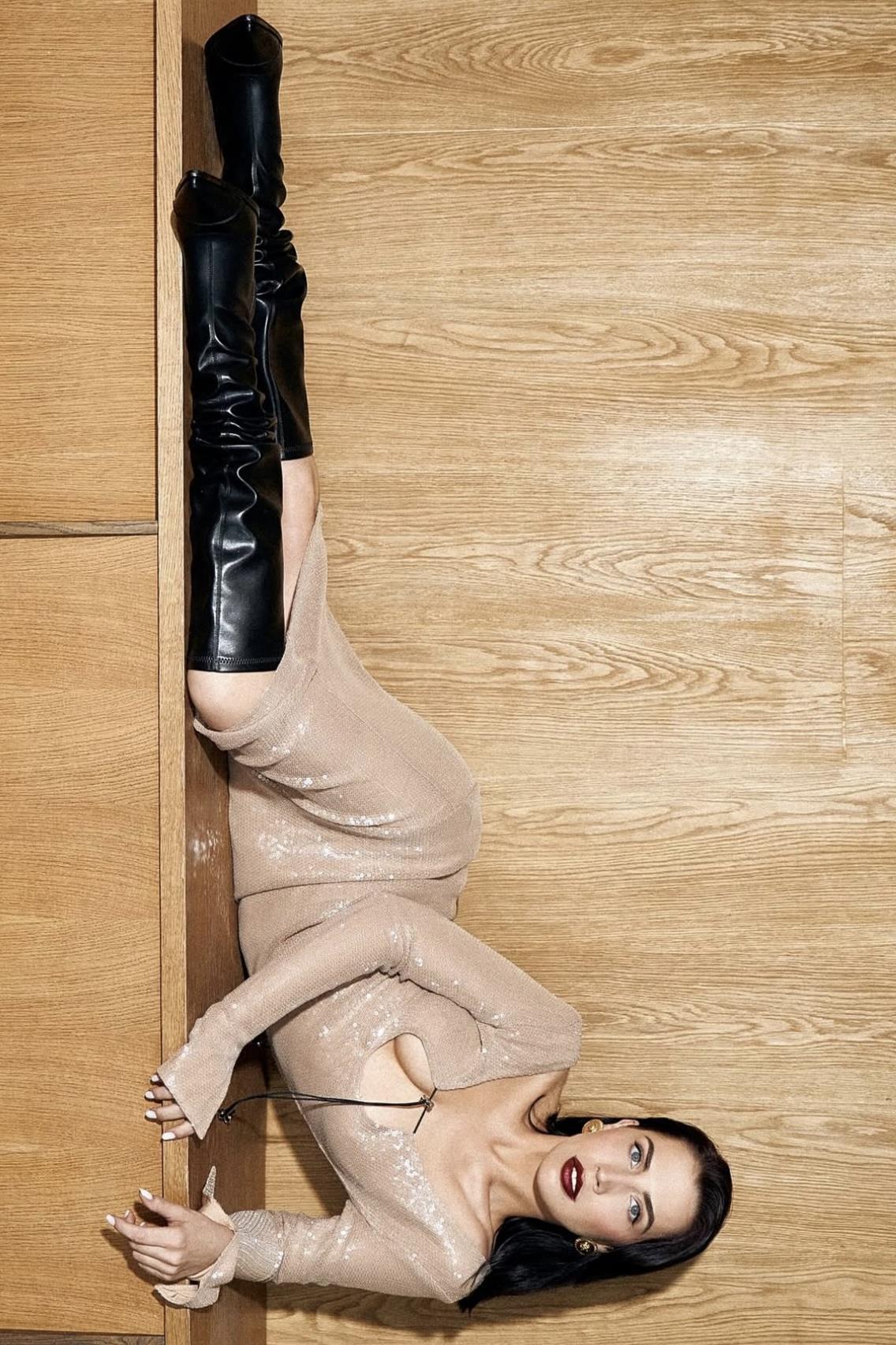 Payetli Derin V Yaka Midi Elbise - Nude