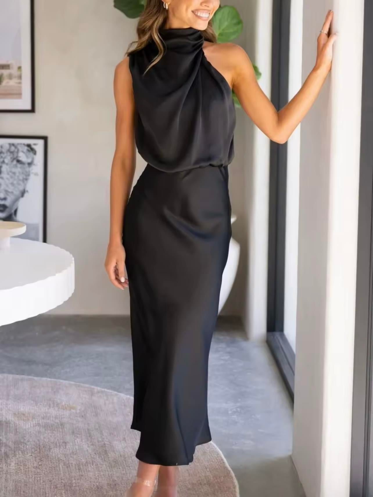 Saten Halter Yaka Midi Elbise