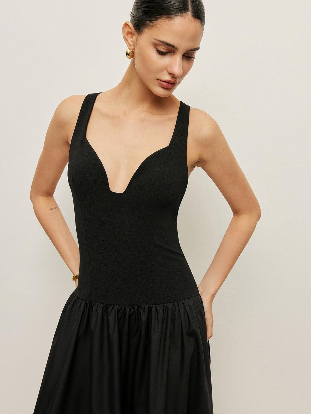 Siyah Askılı Volan Detaylı Elbise