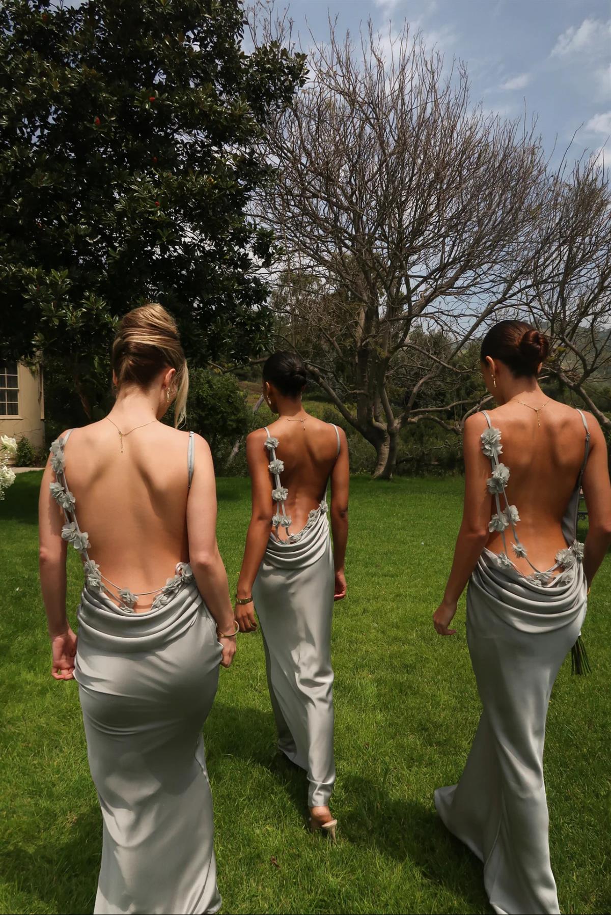 Açık Yeşil Aplike Detaylı Saten Elbise