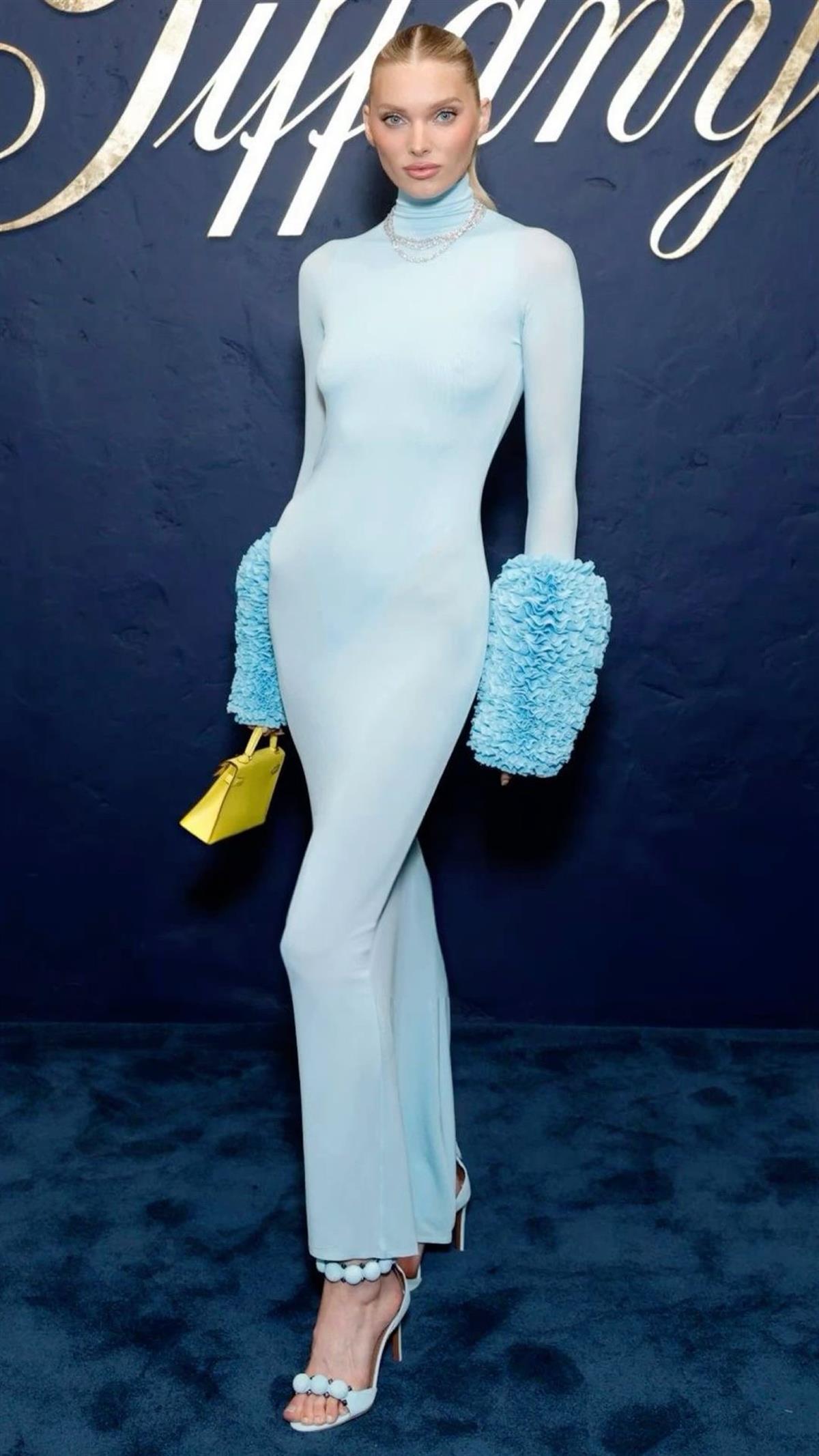 Bebek Mavisi Balon Kol Detaylı Balık Form Elbise