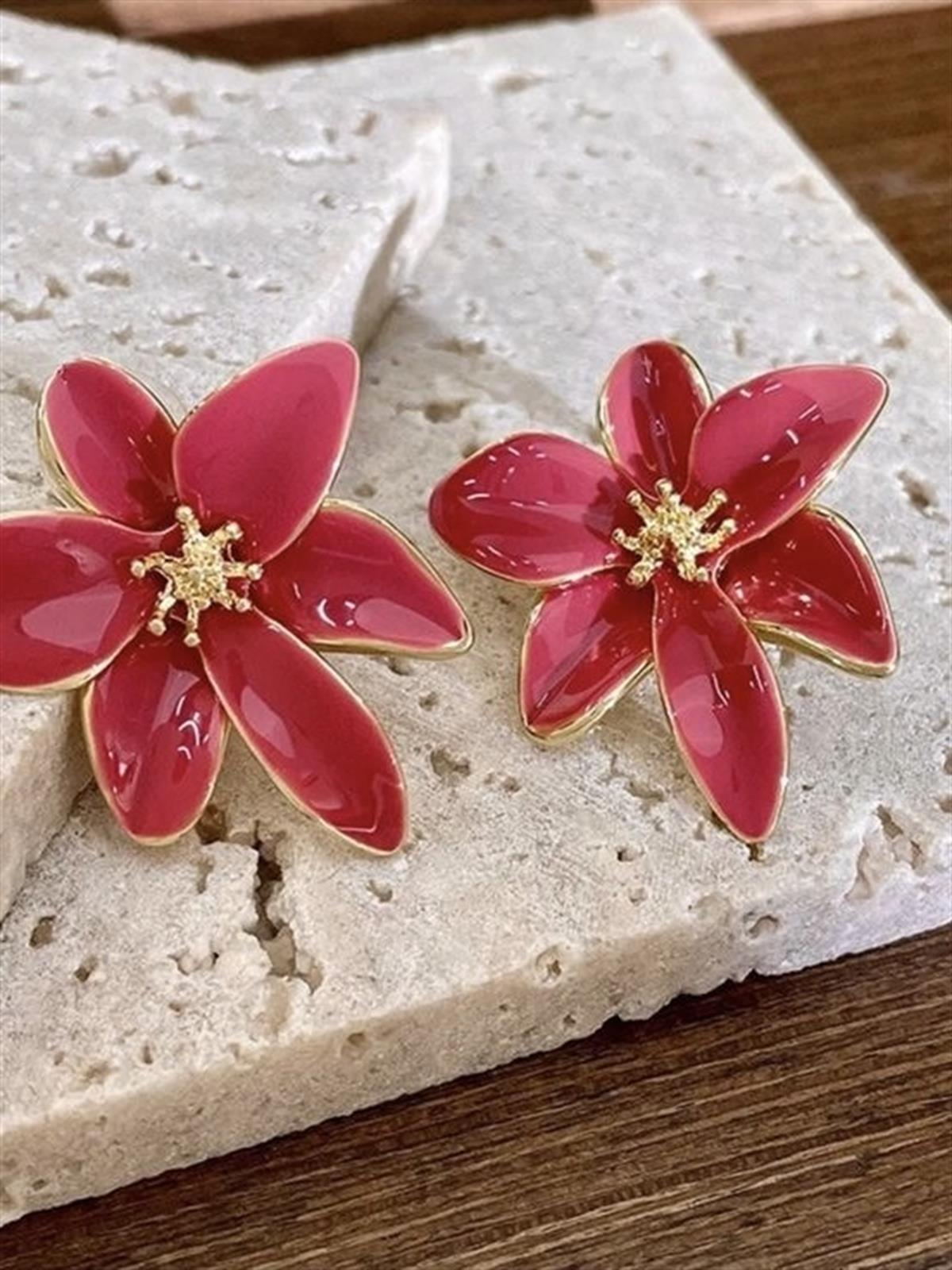 Çiçek Şekilli Pembe Mineli Küpe