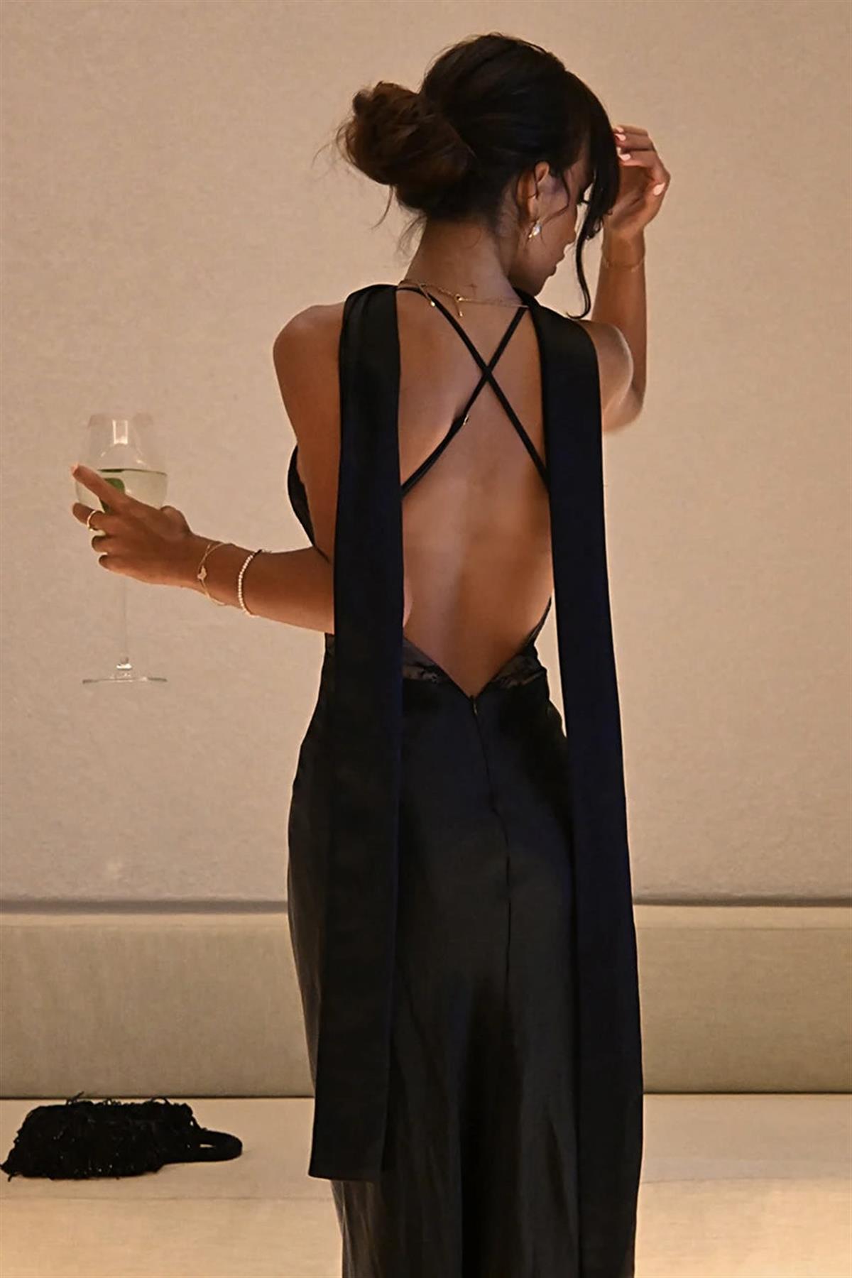 Dantel Büstiyer Detaylı Saten Elbise