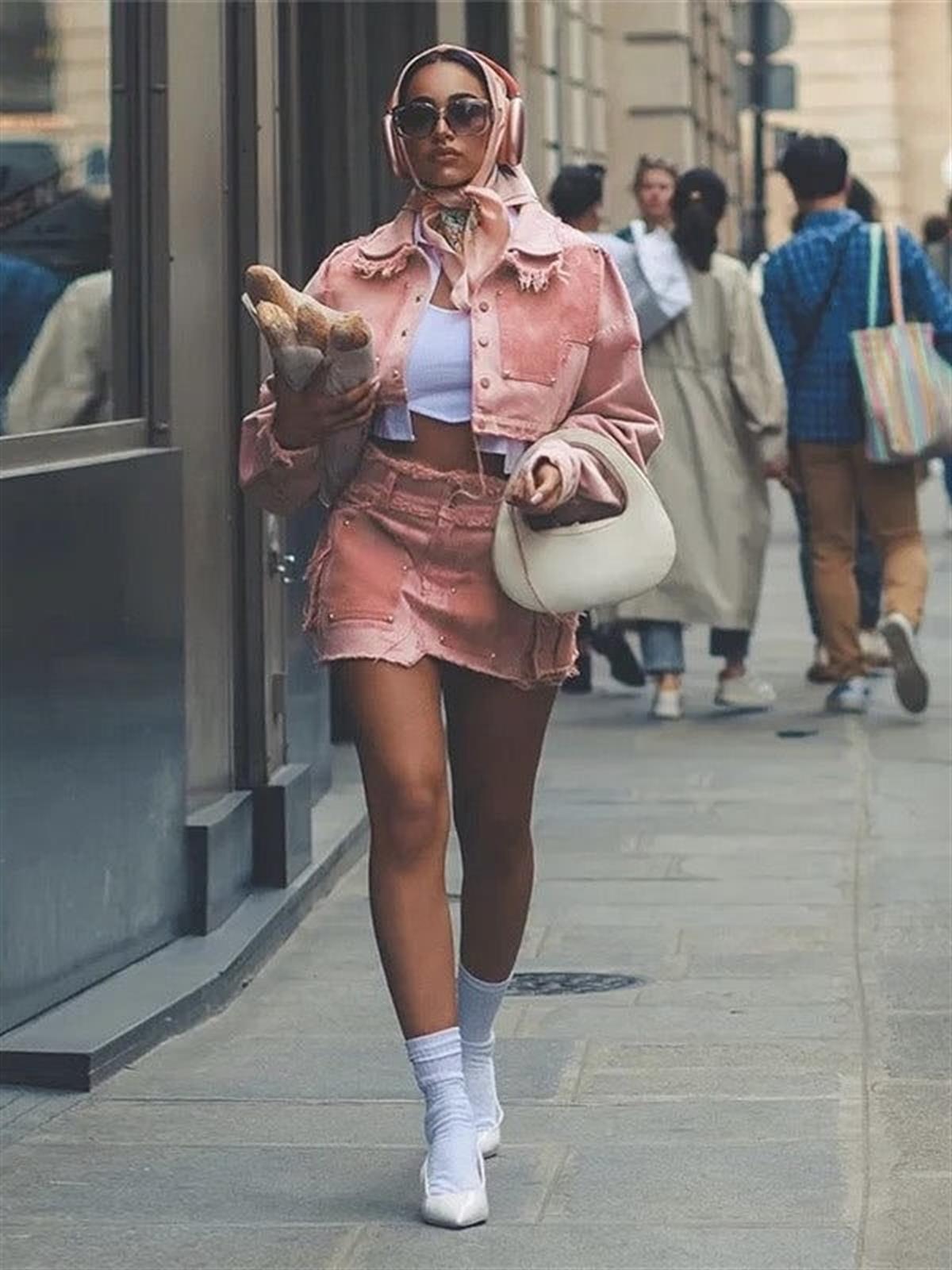 Denım Ceket Ve Mini Etek Takım