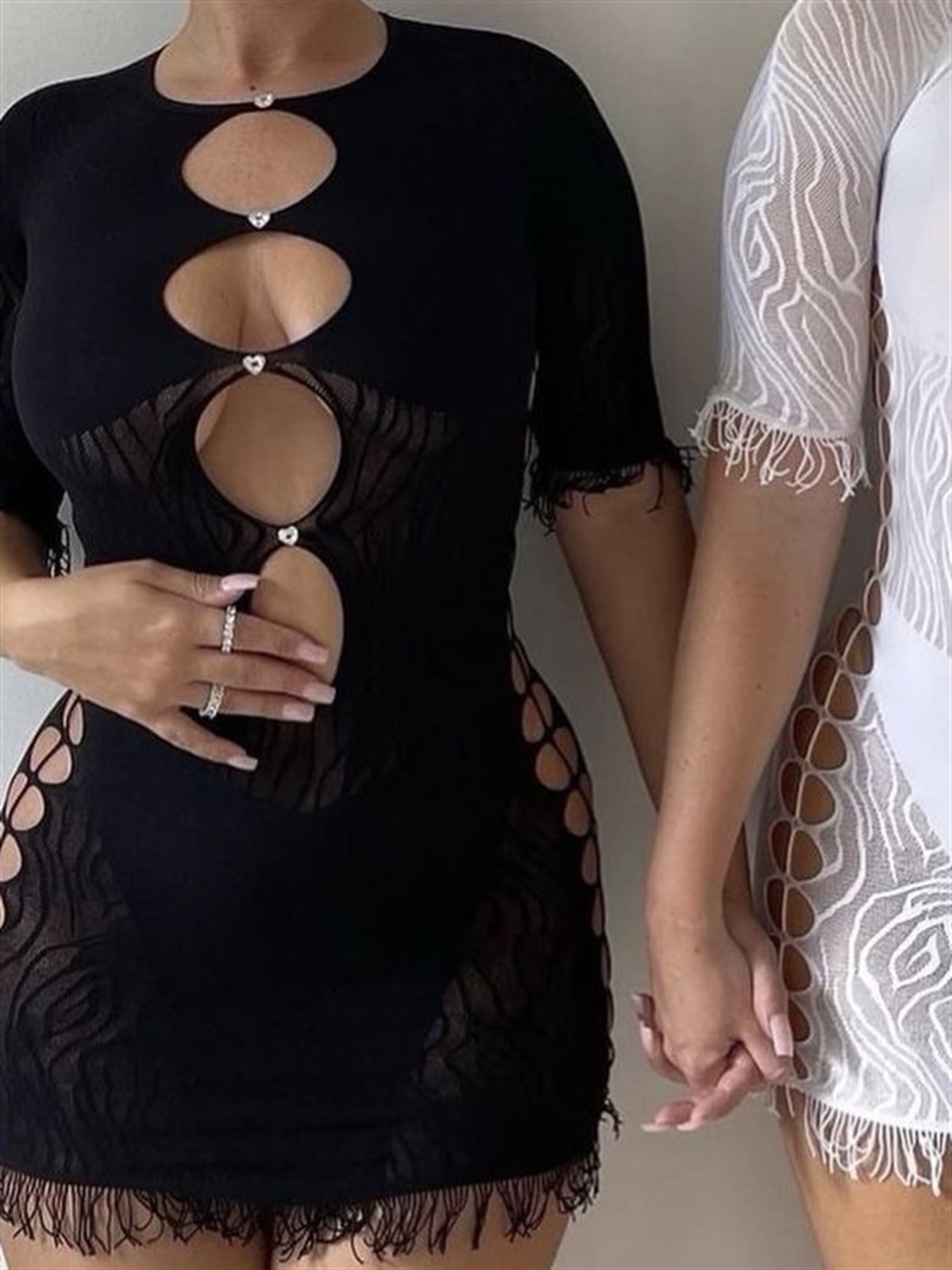 Desnudo - Dekolteli Tül Detaylı Mini Elbise