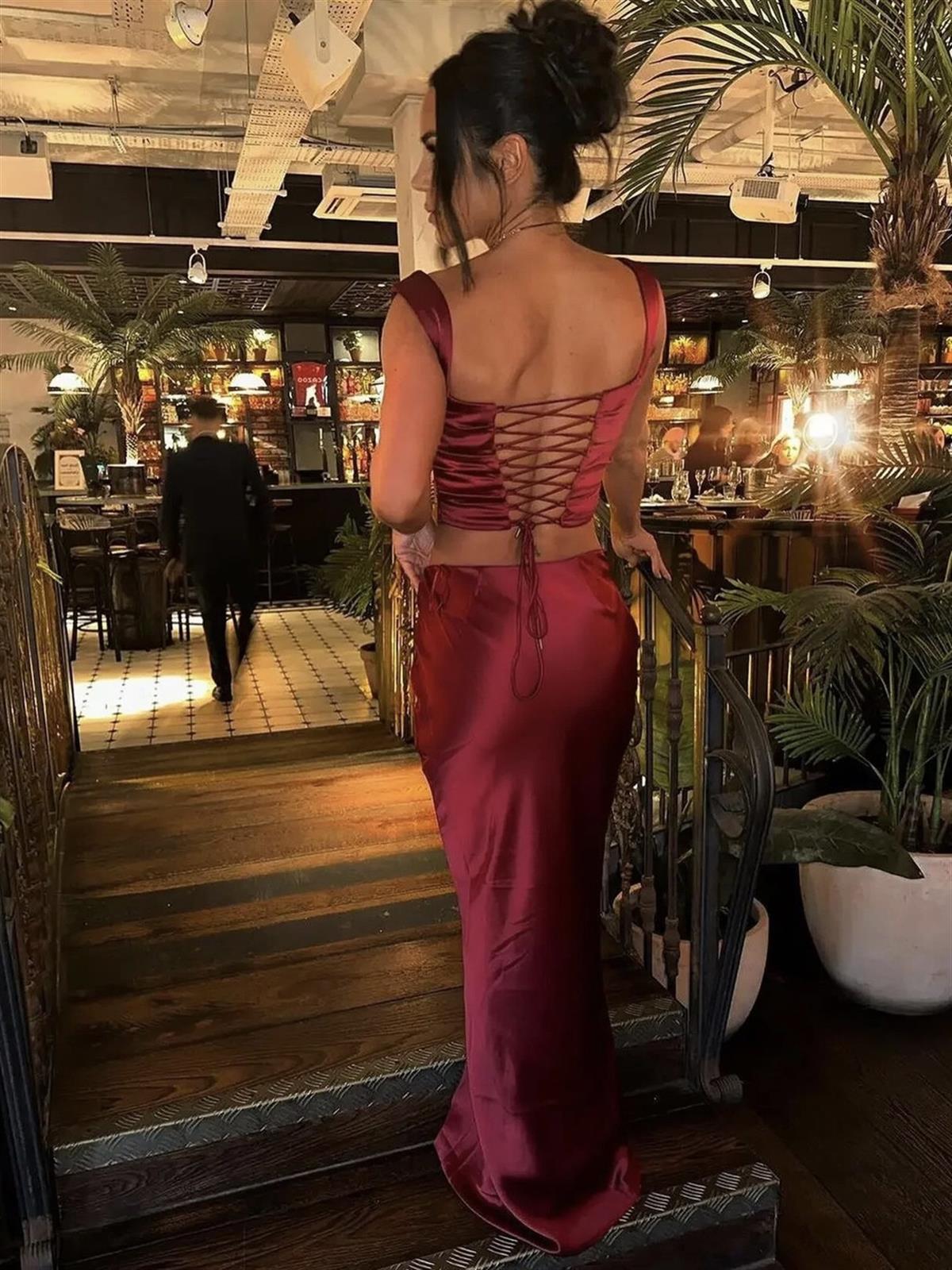 Drapeli Korse Büstiyerli Bordo Saten İkili Takım