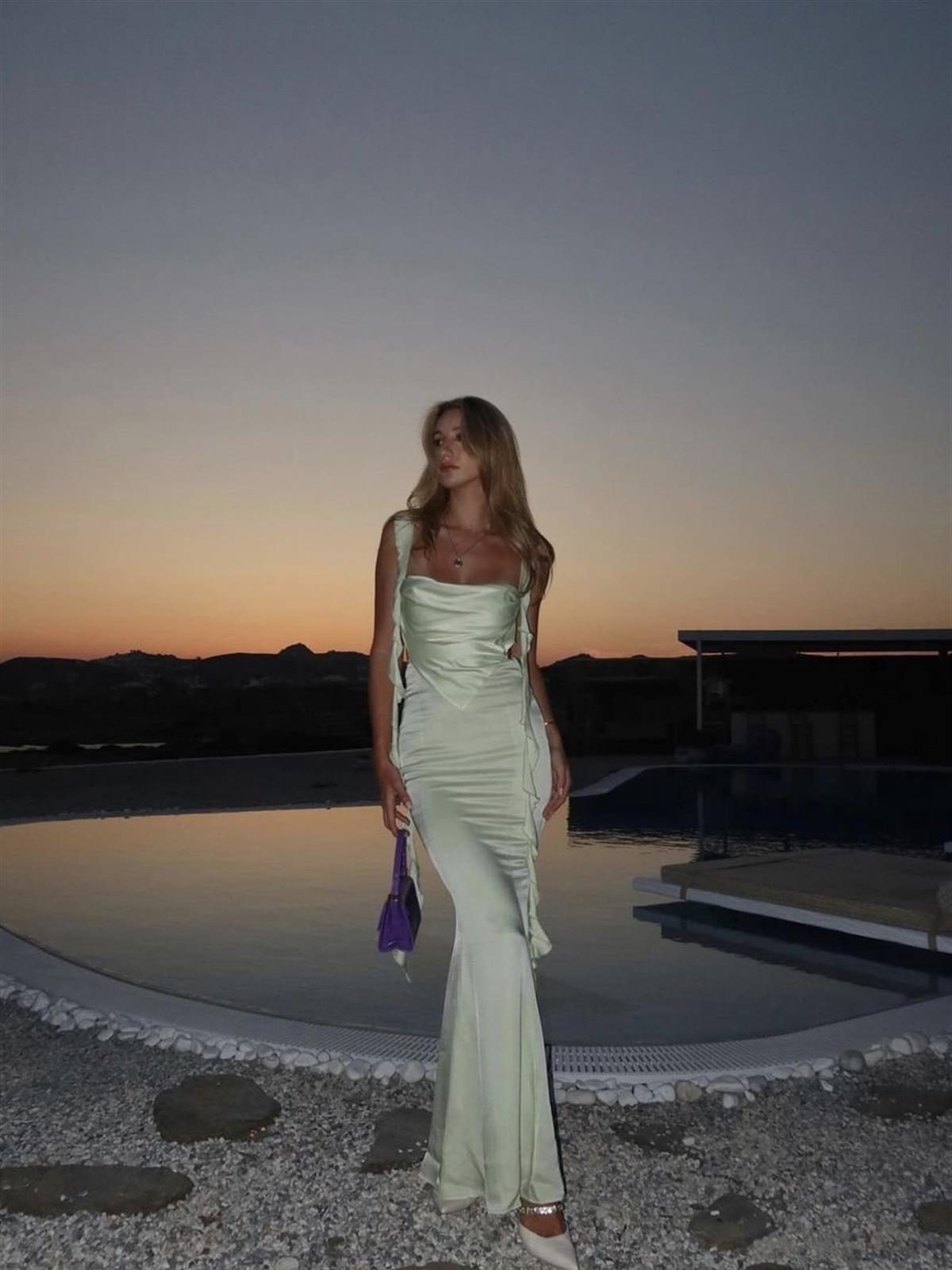 Drapeli Saten Asimetrik Kesim Yeşil Elbise