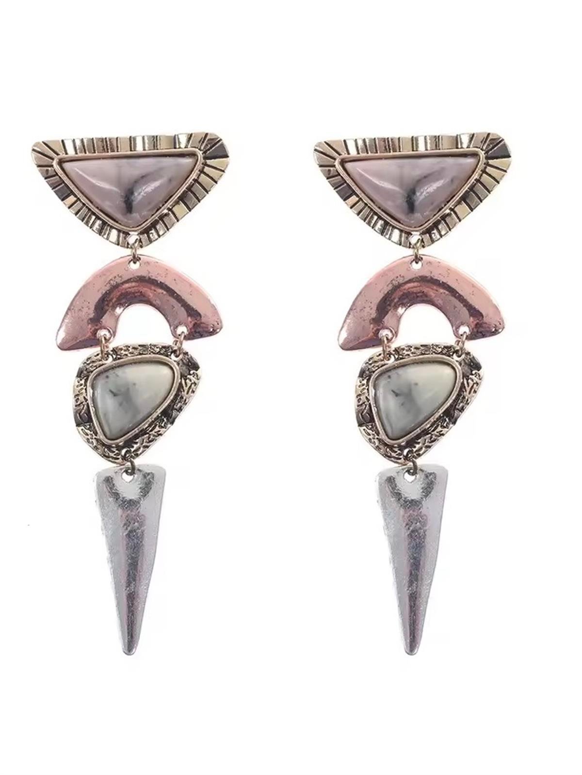 Etnik Sallantlı Üçgen Küpe