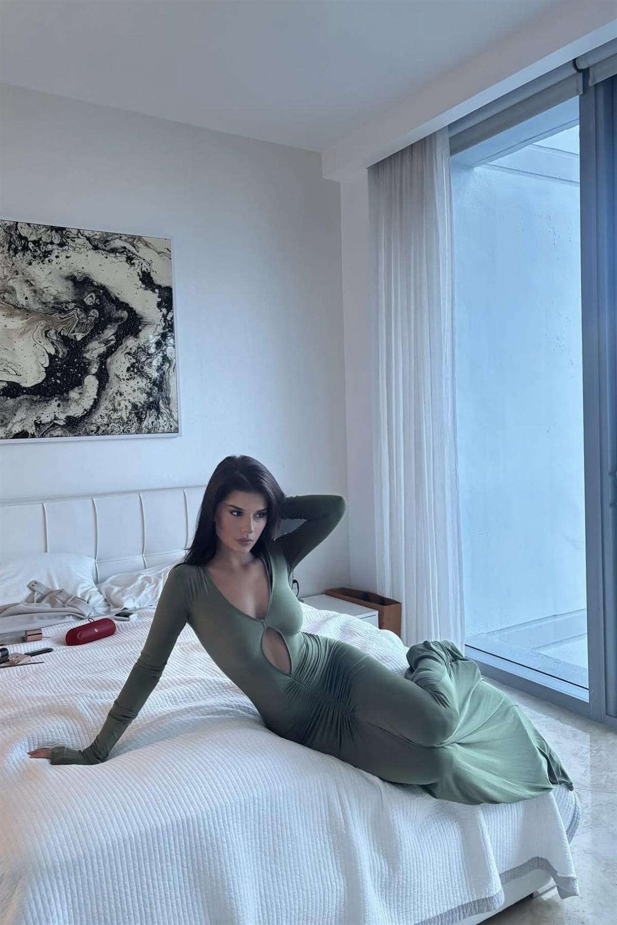 Haki Drapeli Uzun Elbise