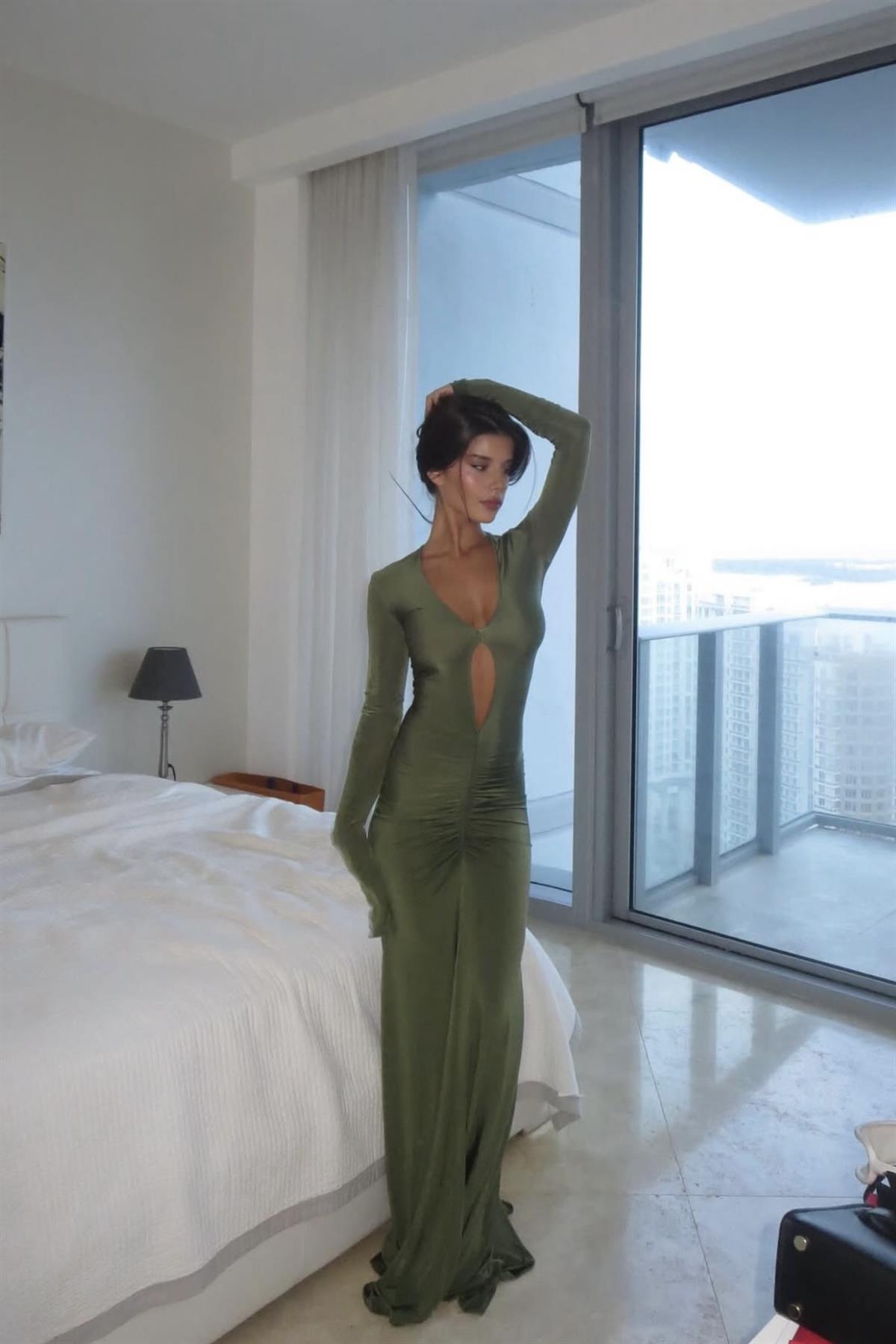 Haki Drapeli Uzun Elbise