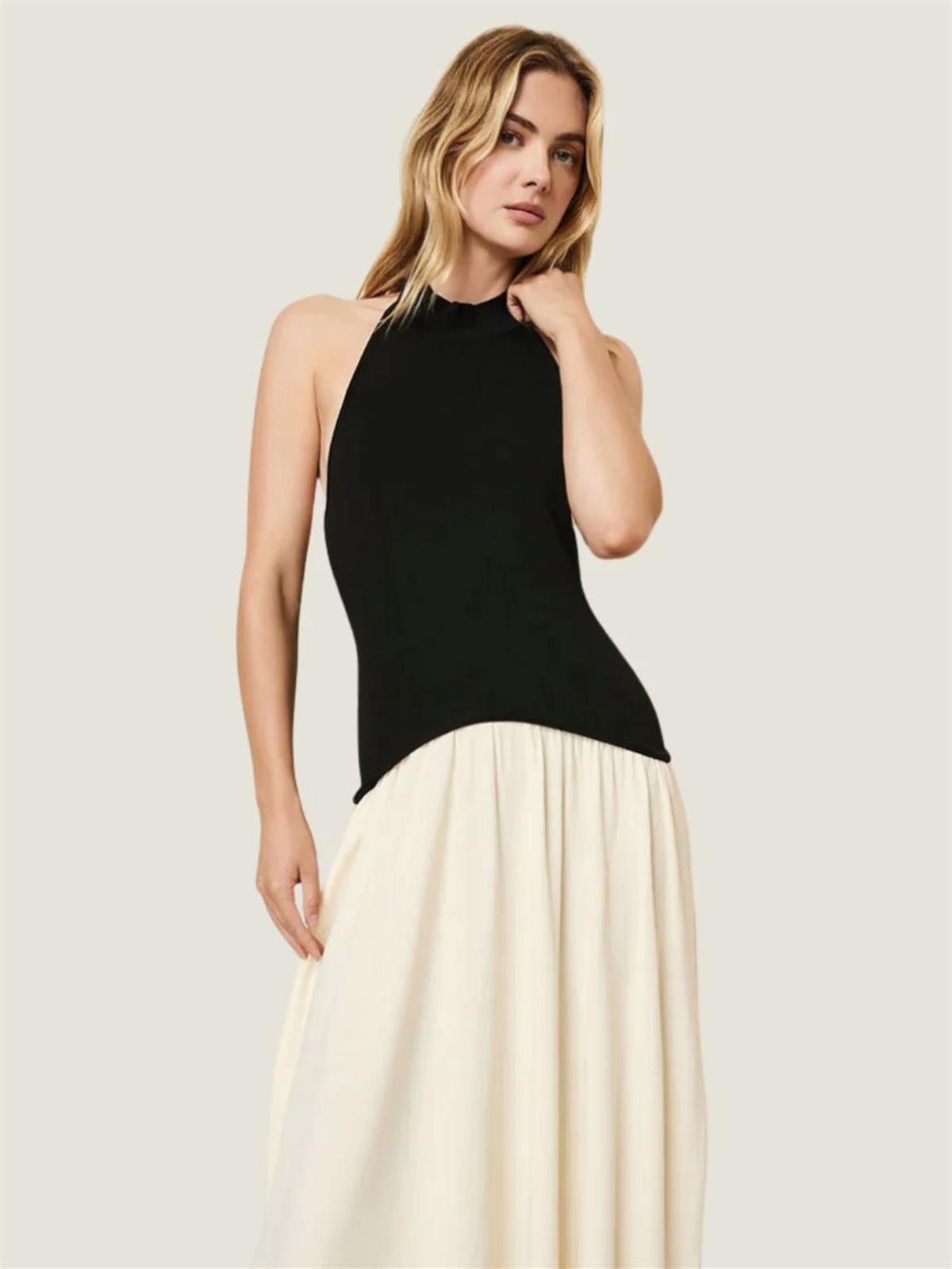 Halter Yaka Volan Etekli Elbise