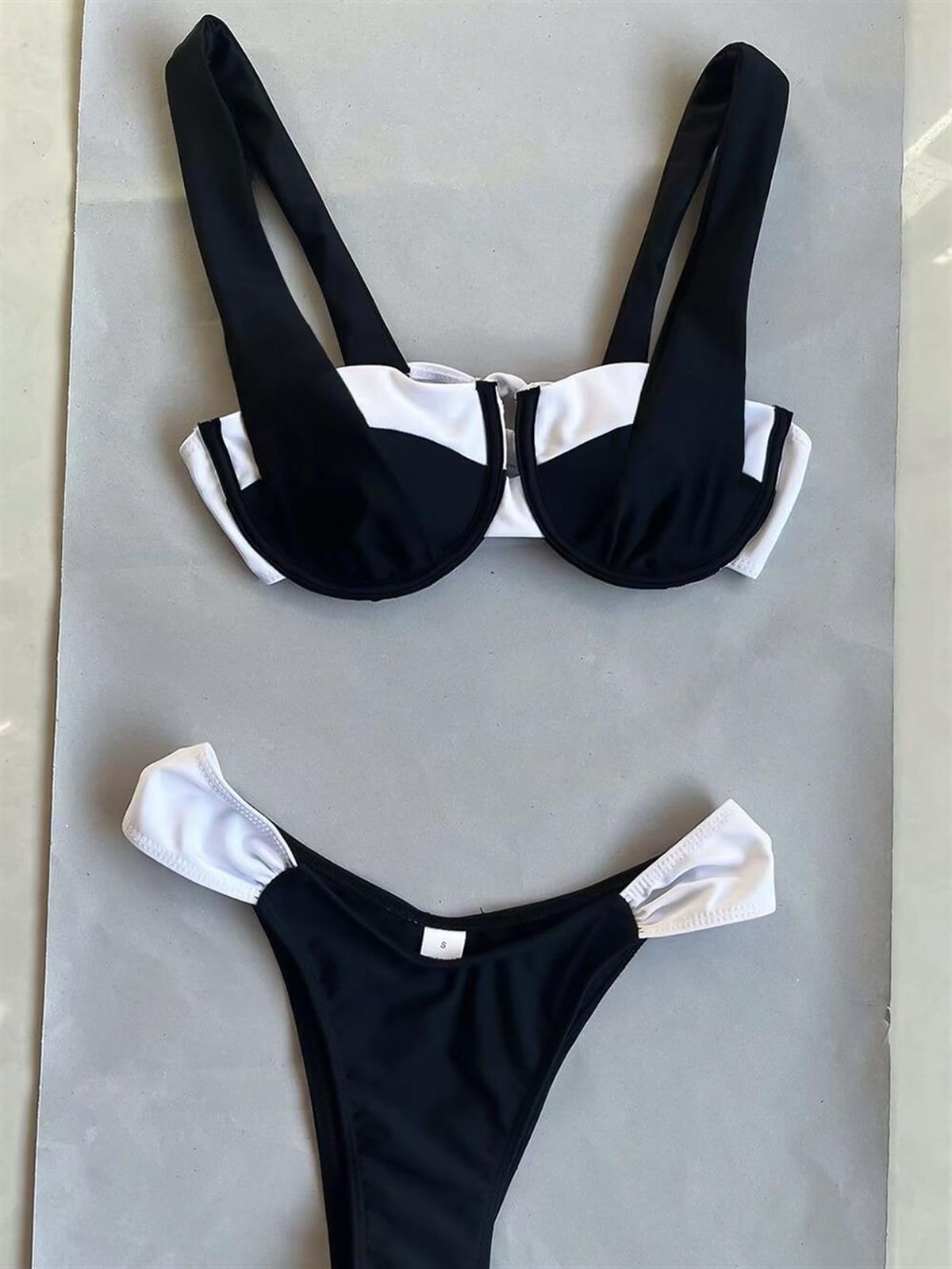 Kalın Askılı Beyaz Şeritli Bikini Takımı