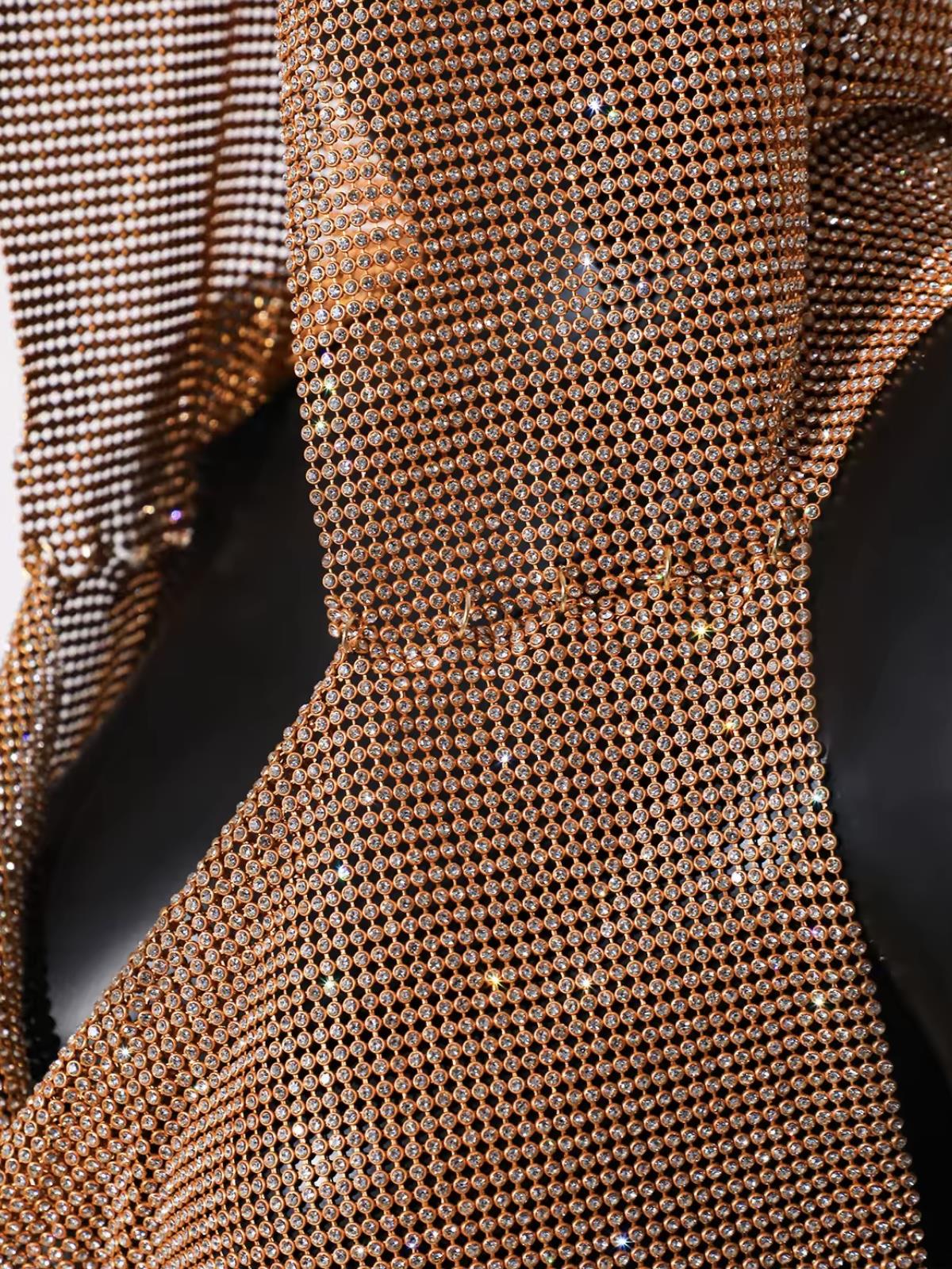 Kapüşonlu Chainmail Gold Mini Büstiyer