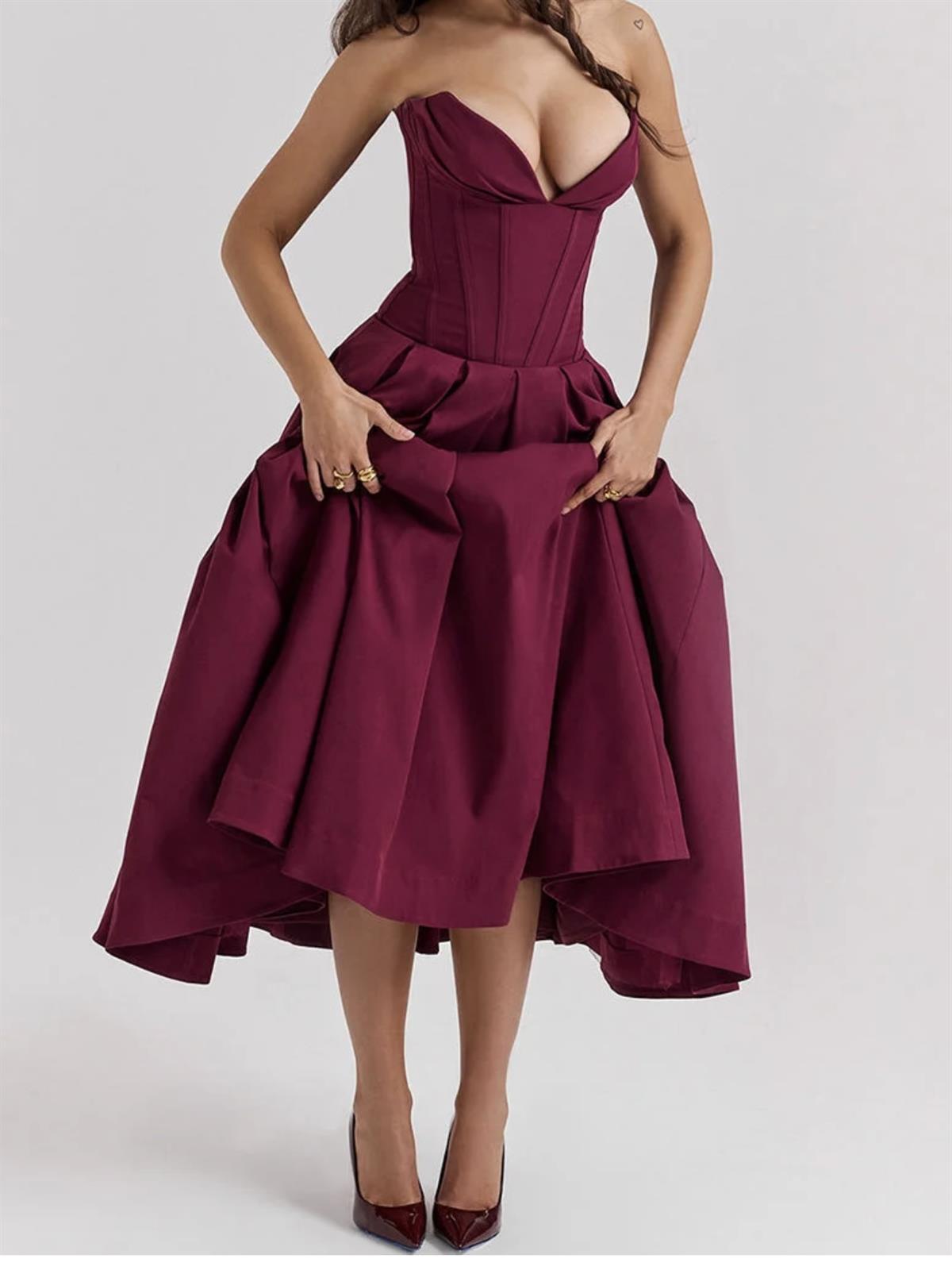 Korse Formlu Kalp Yaka Bordo Midi Elbise