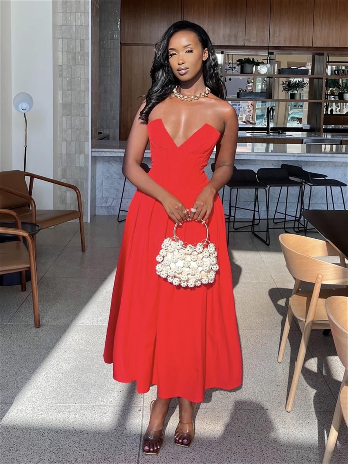 Korse Formlu Kalp Yaka Nar Çiçeği Midi Elbise