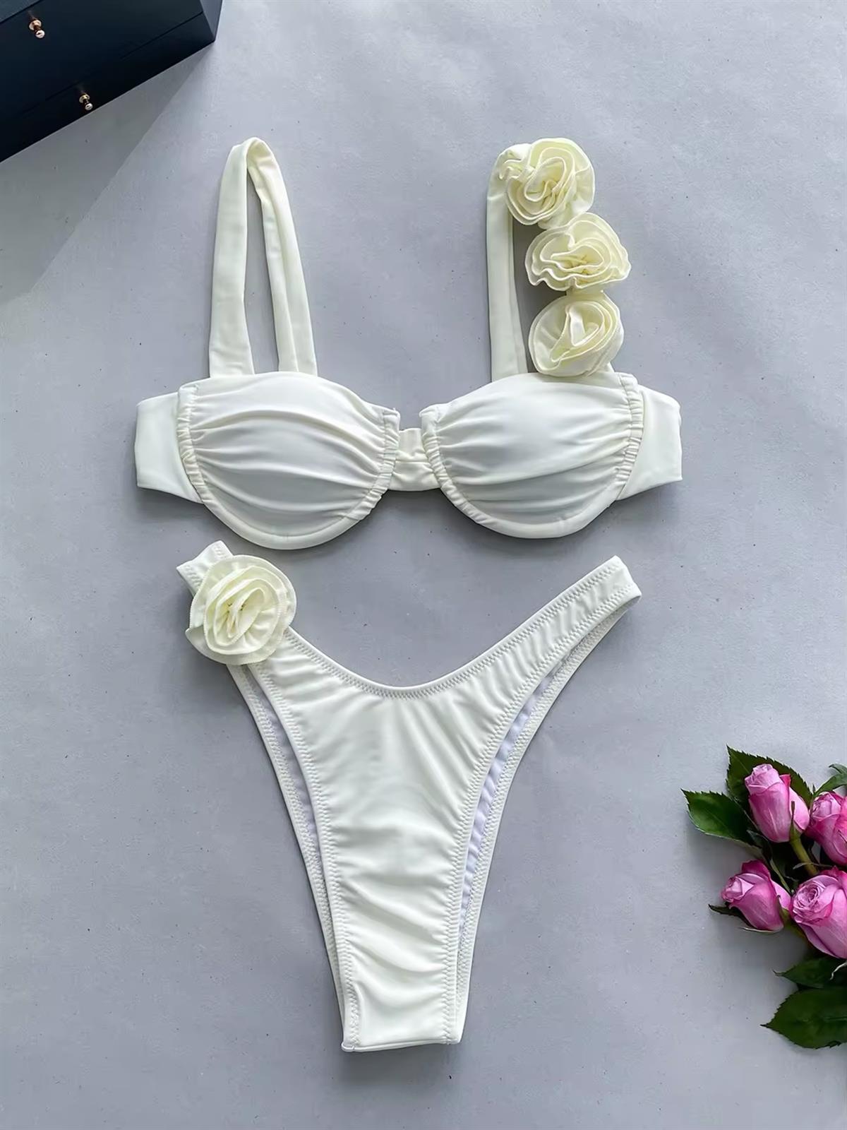 Krem Gül Detaylı Bikini Takımı