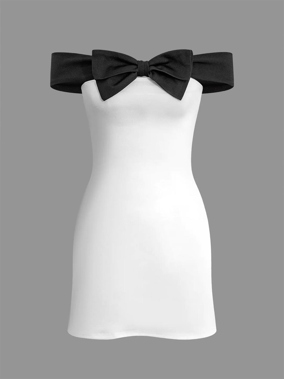 Kurdele Detaylı Beyaz Mini Elbise