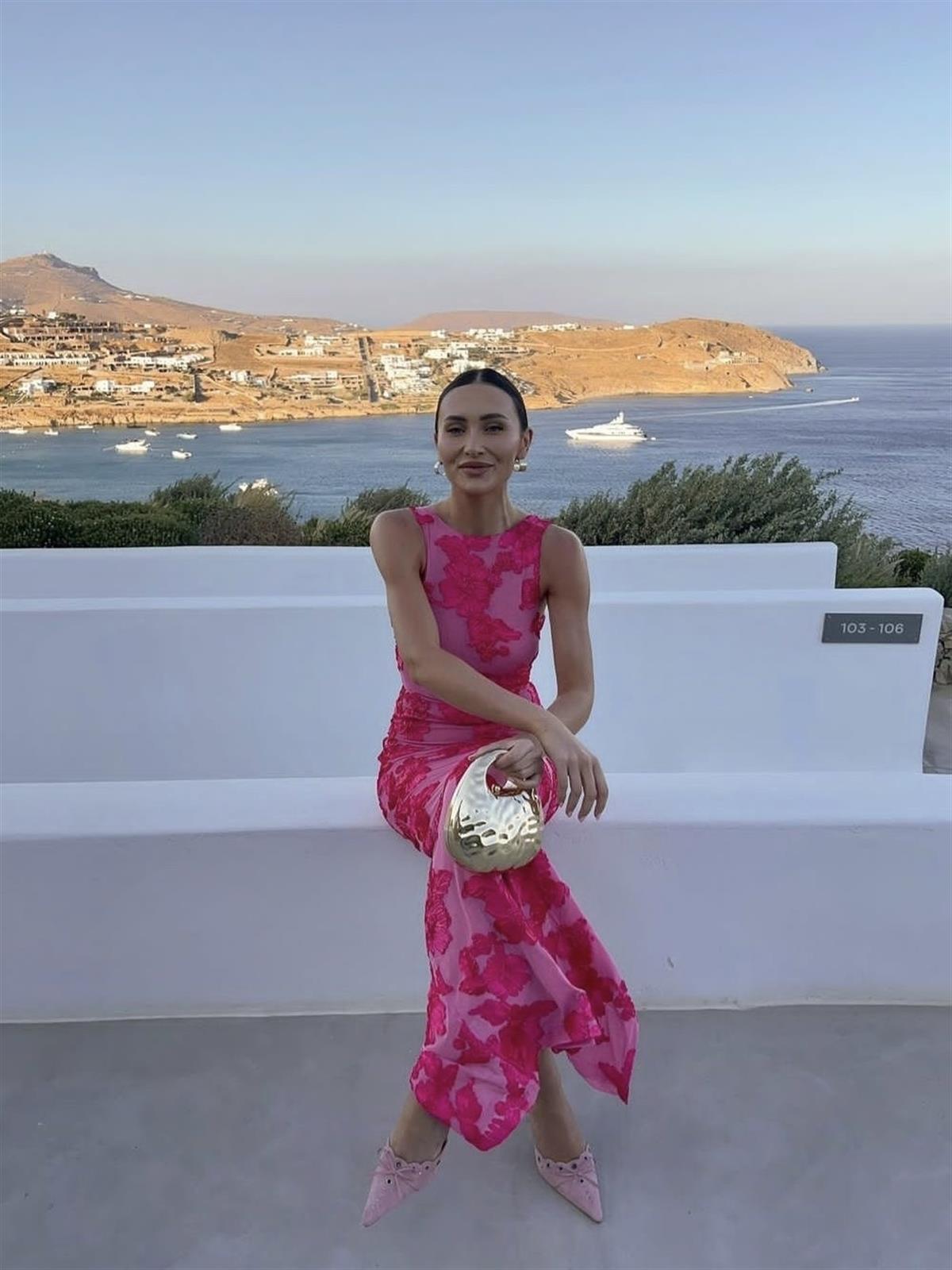 Pembe Bisiklet Yaka Çiçek Desenli Maxı Elbise