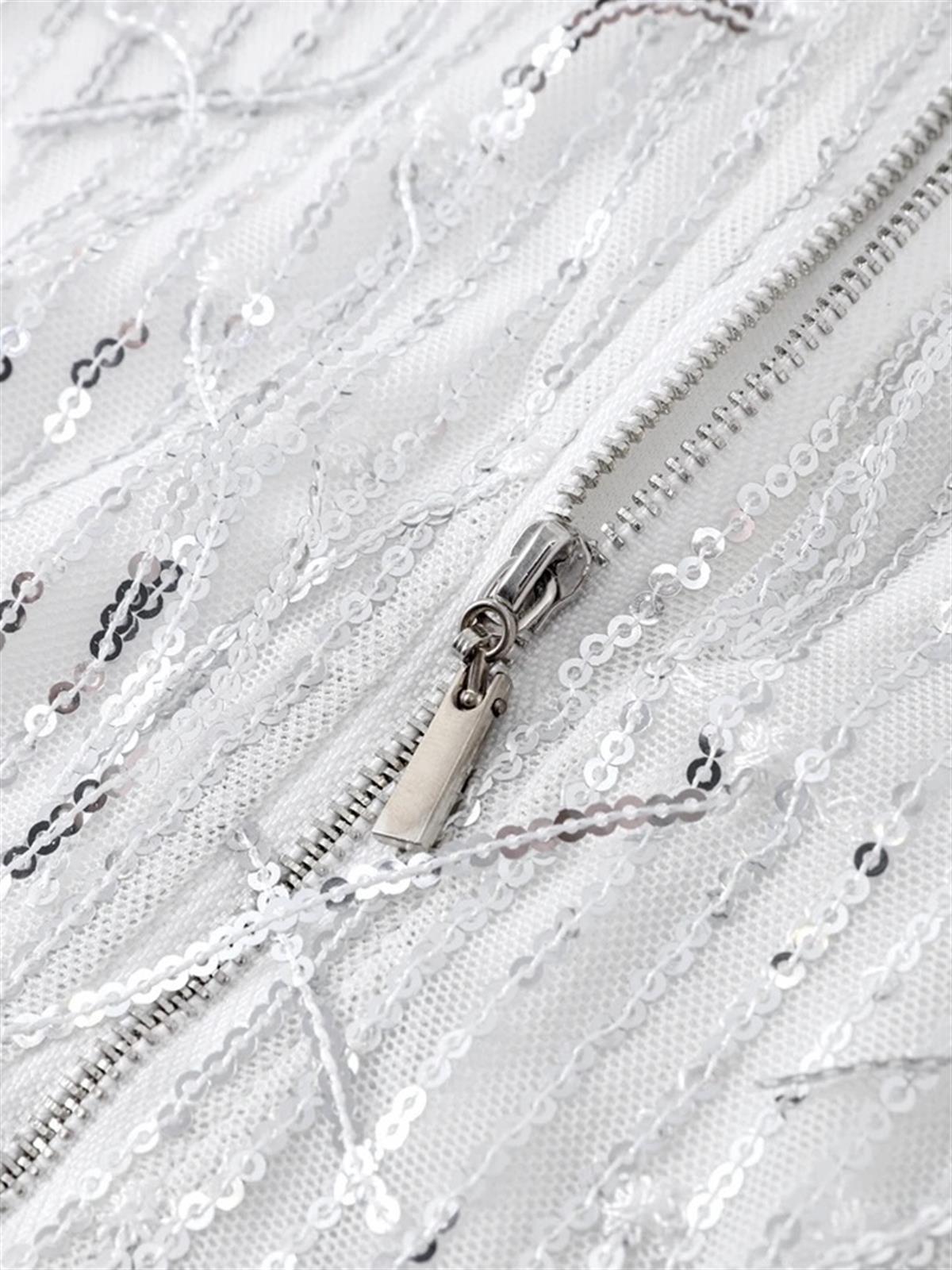 Püskül Pul Detaylı Beyaz Takım