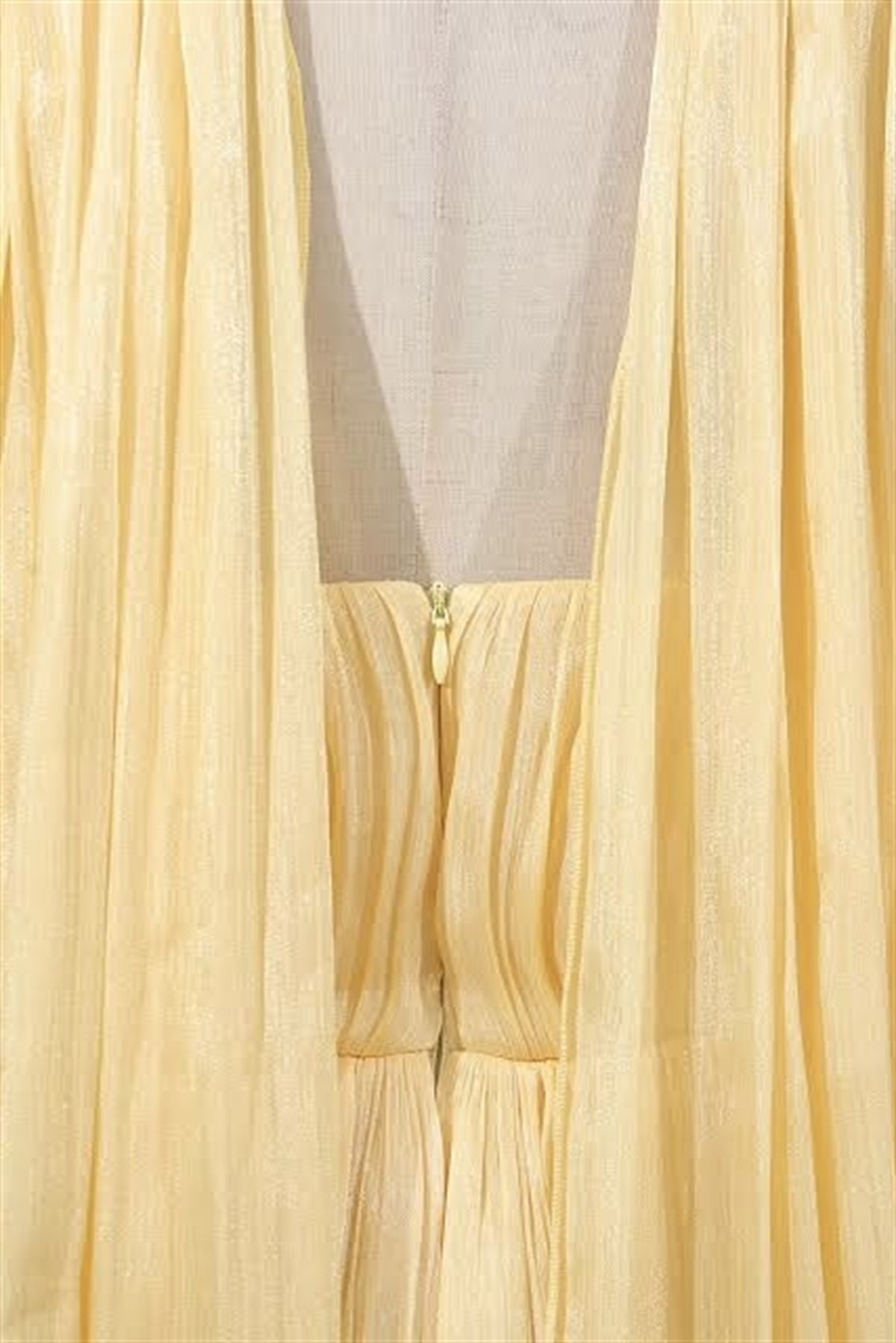 Şal Detaylı Derin Dekolteli Asimetrik Kesim Elbise - Sarı