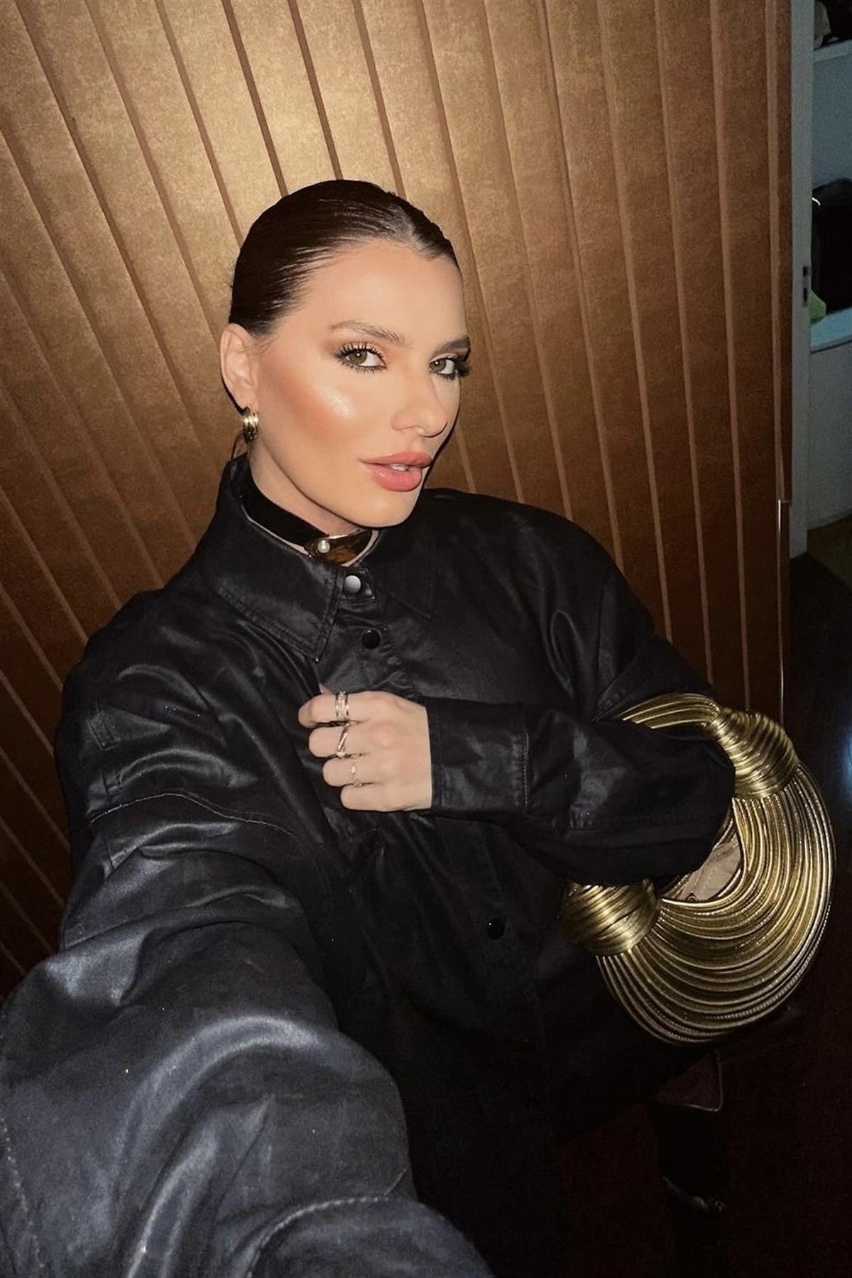 Sarmal Dokulu Gold El Çantası