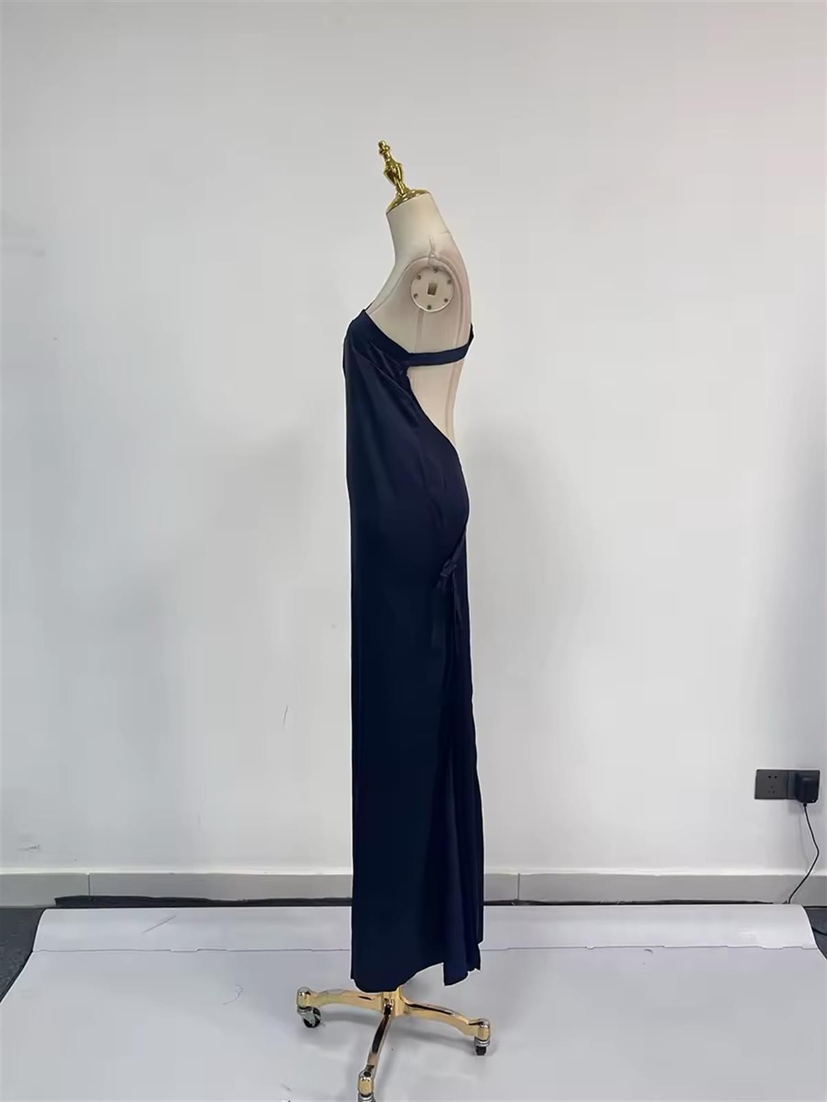 Saten Sırt Dekolteli Lacivert Elbise