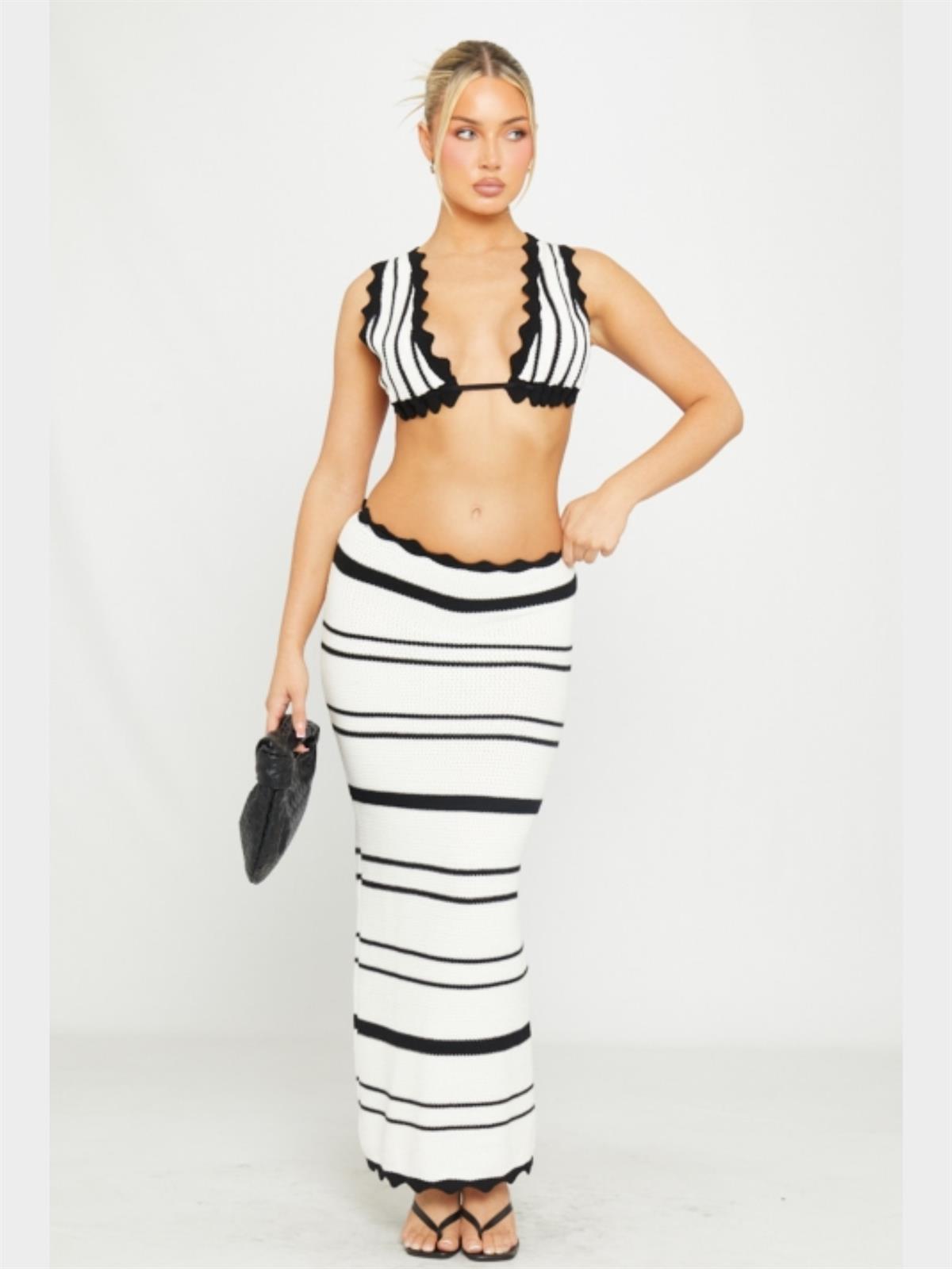 Siyah Beyaz Çizgili Örgü Etek Takım