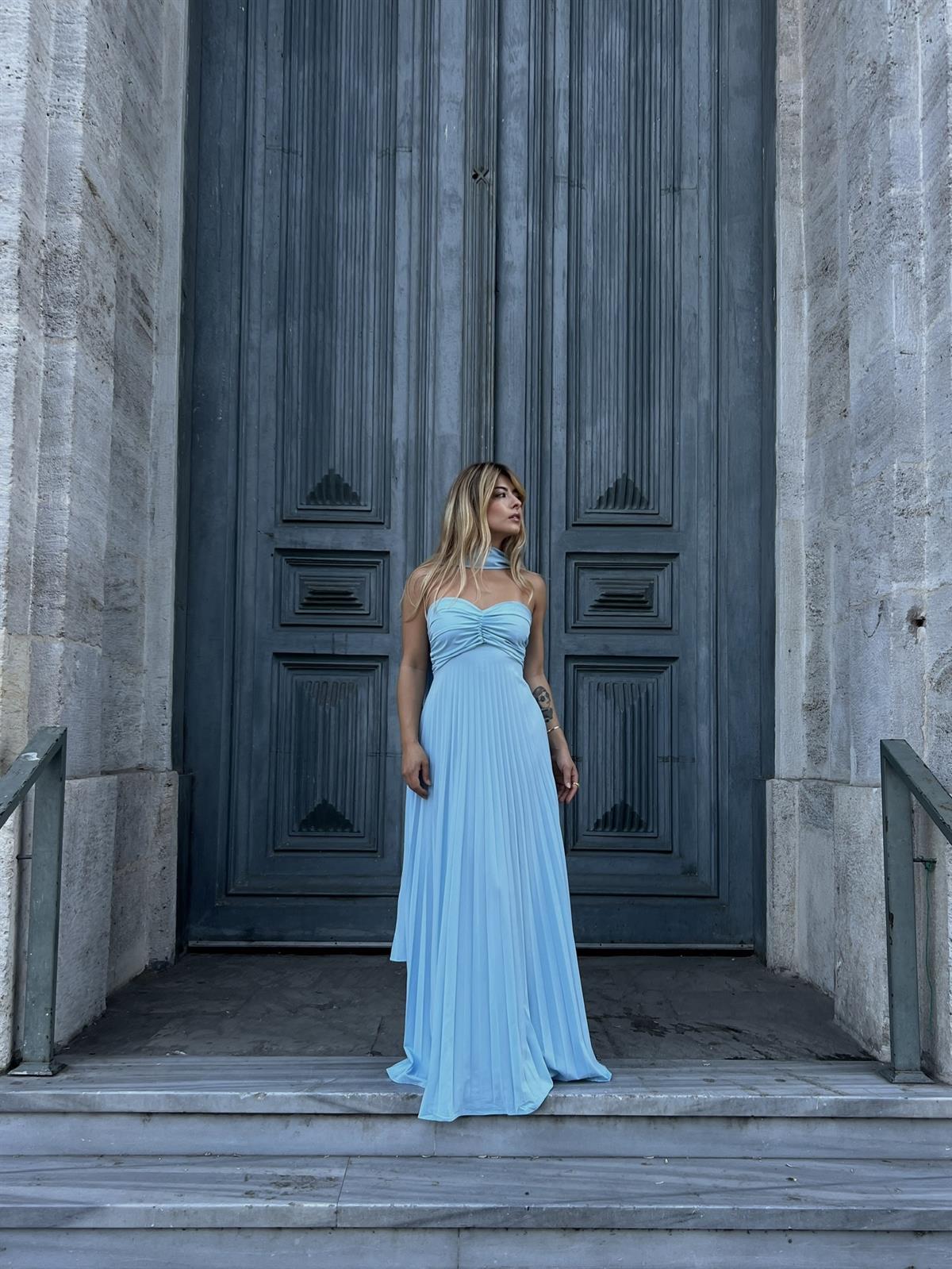 Straplez Pileli Şal Detaylı Elbise - Mavi