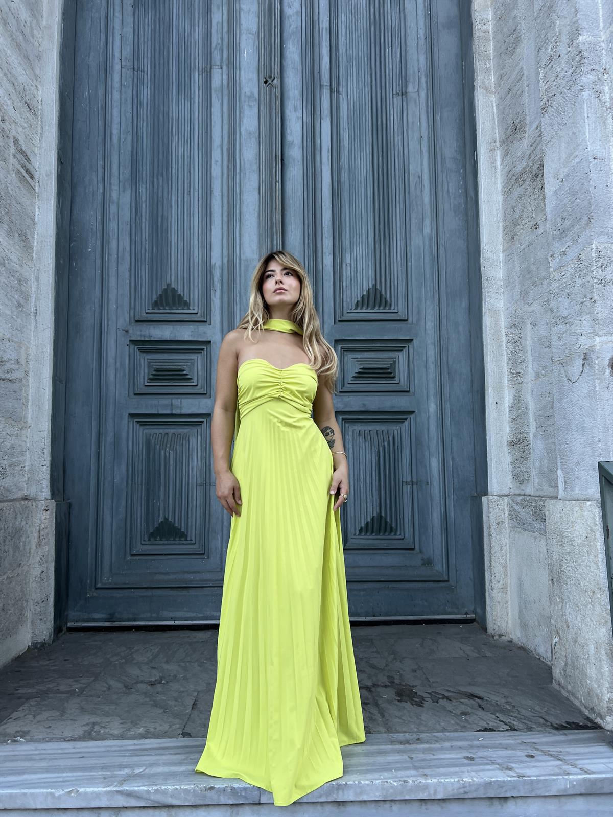 Straplez Pileli Şal Detaylı Elbise - Yeşil