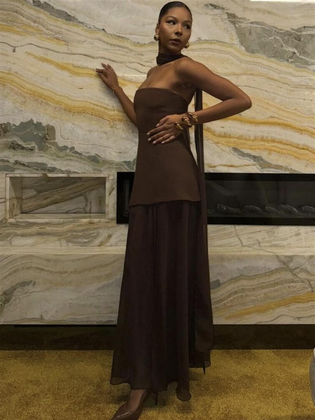 Tül Detaylı Asimetrik Straplez Kahverengi Elbise