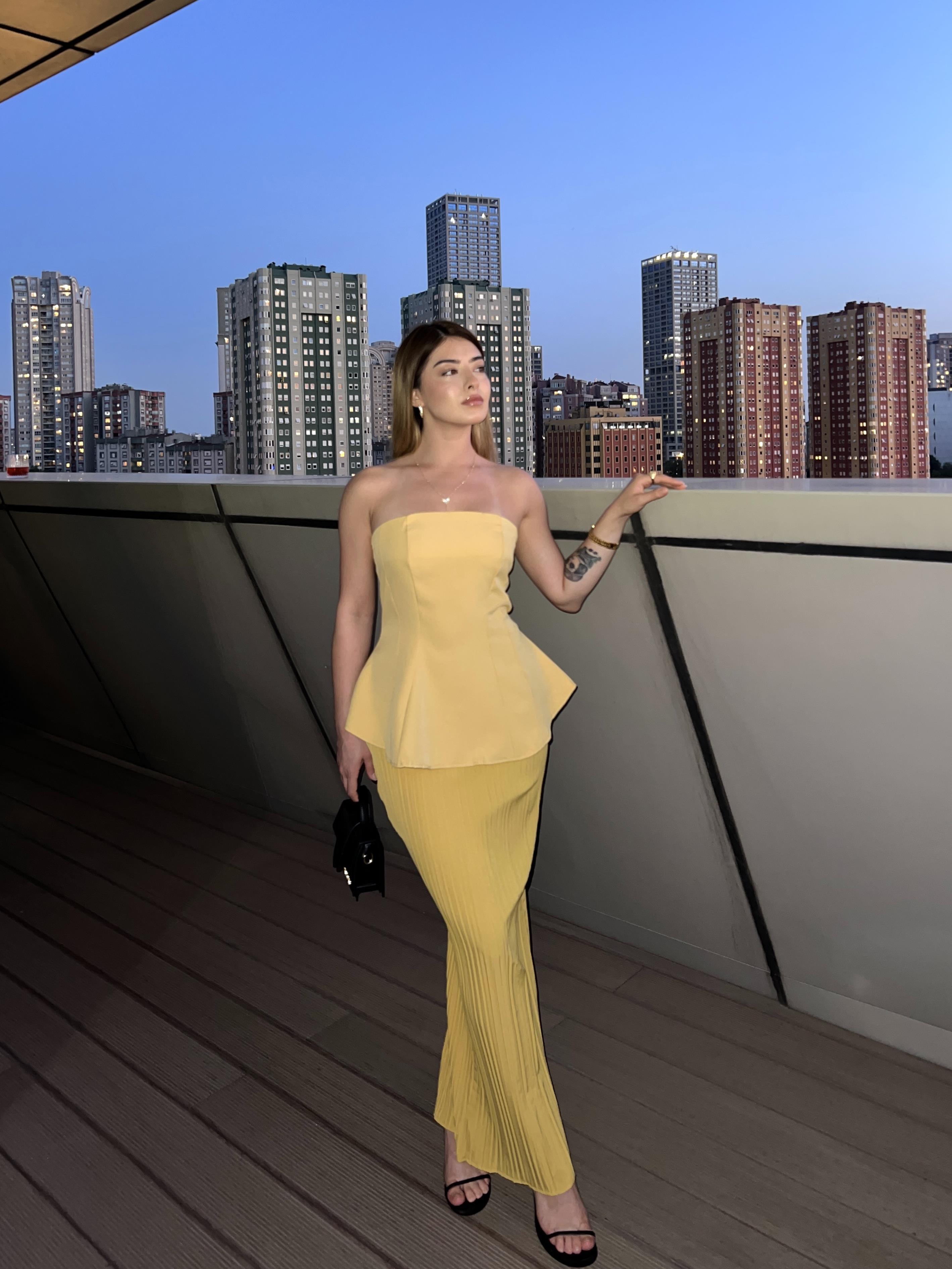 PİLİSELİ STRAPLEZ SARI TAKIM