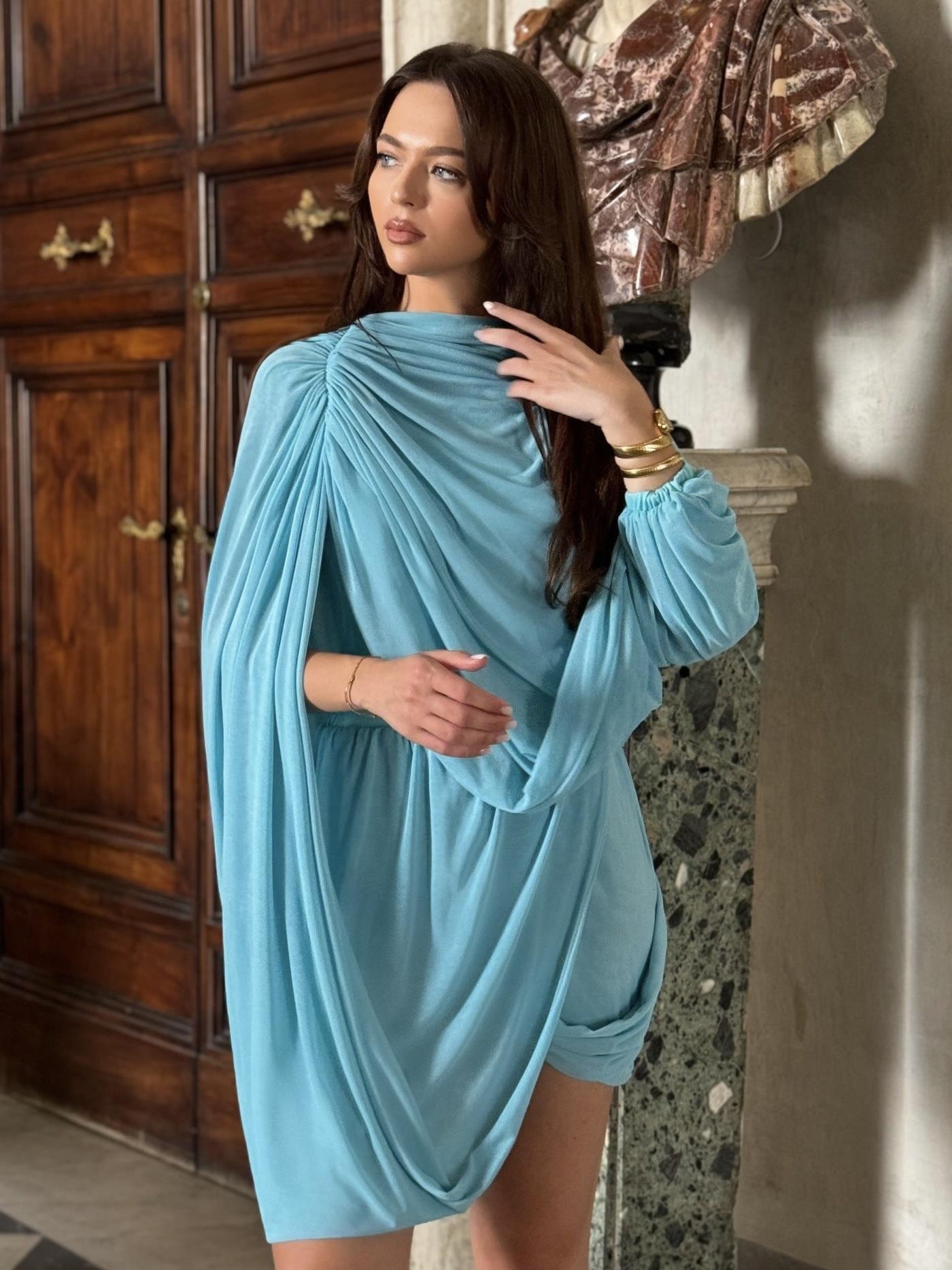 TEK OMUZ DRAPELİ MAVİ MİNİ ELBİSE