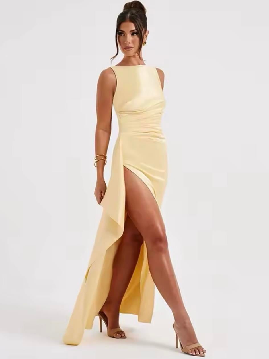 YIRTMAÇ DETAYLI SIRT DEKOLTELİ SARI SATEN ELBİSE