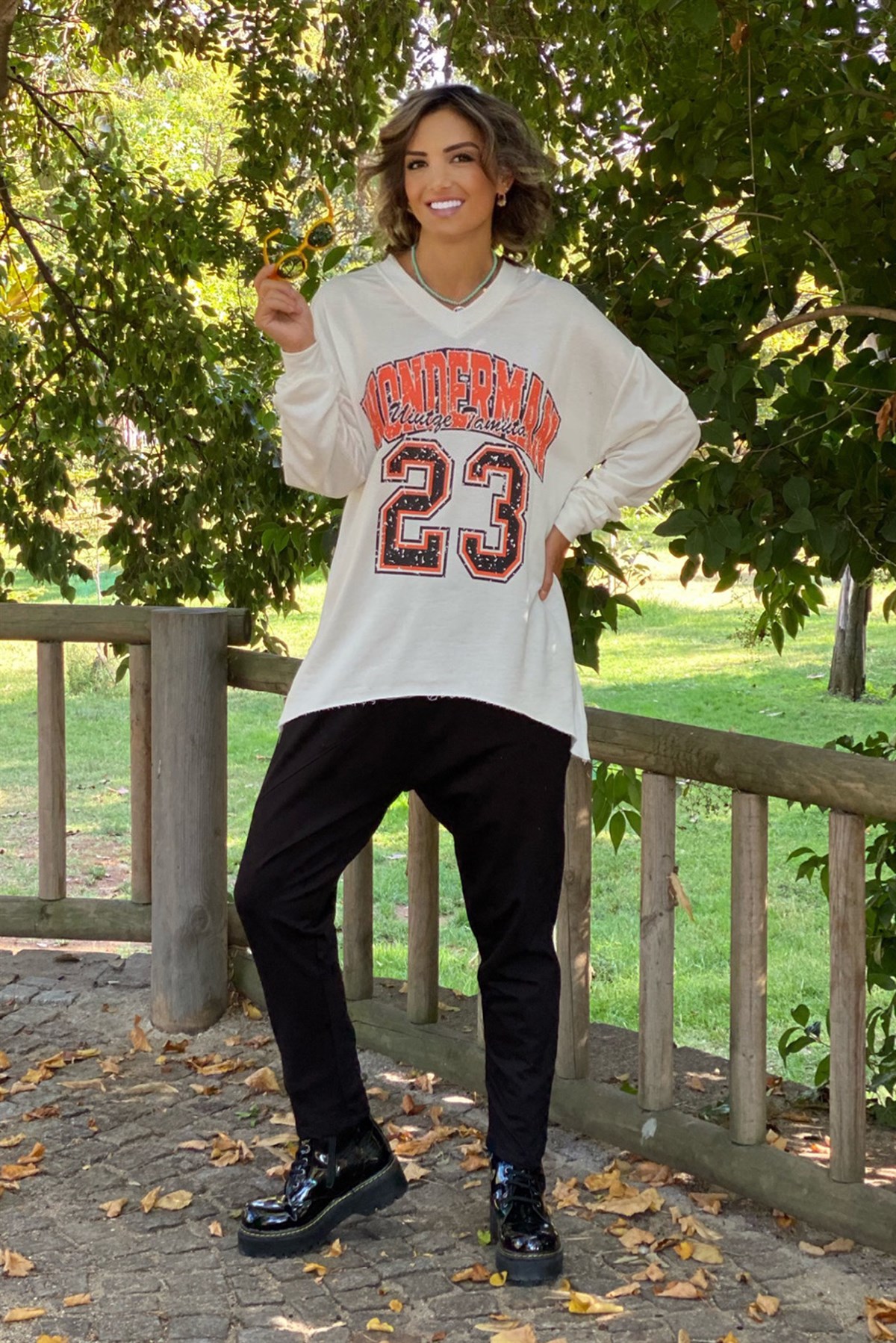 Bask Detayl Ekru Vintage Sweat