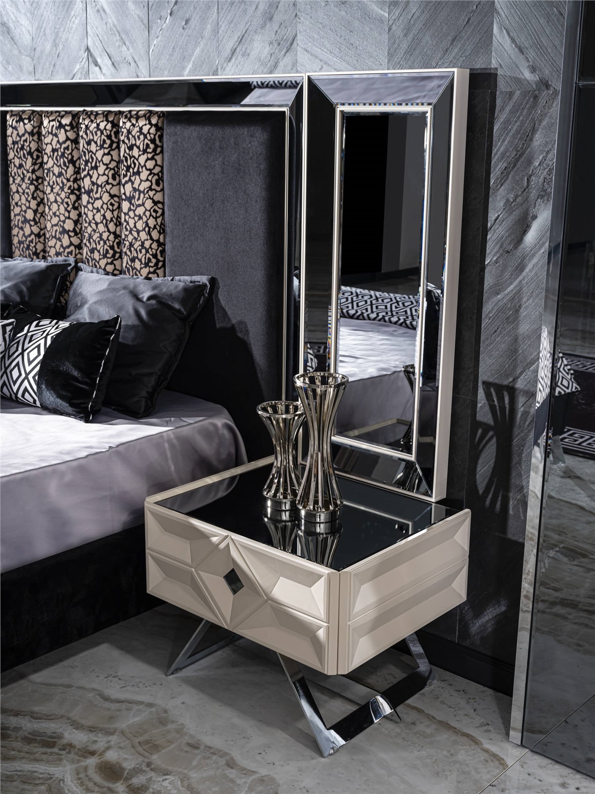 Asus Komodin Üst Pano