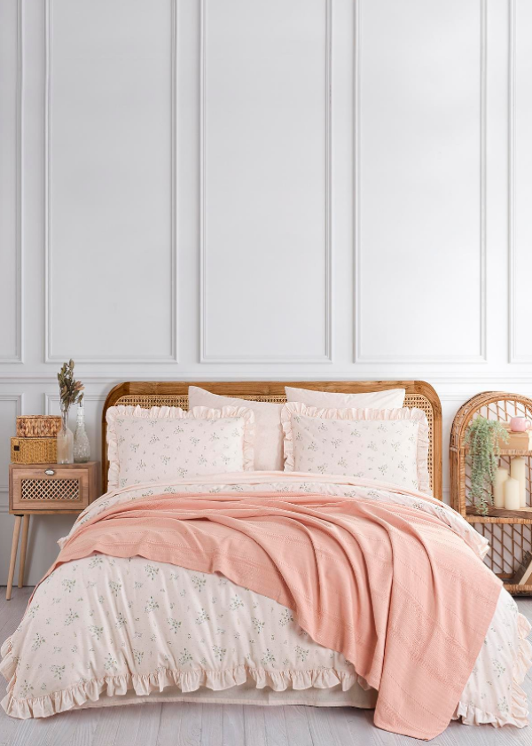 İYİ GECELER İSTANBUL ÇİFT KİŞİLİK PİKELİ NEVRESİM TAKIMI LE AMOR PUDRA